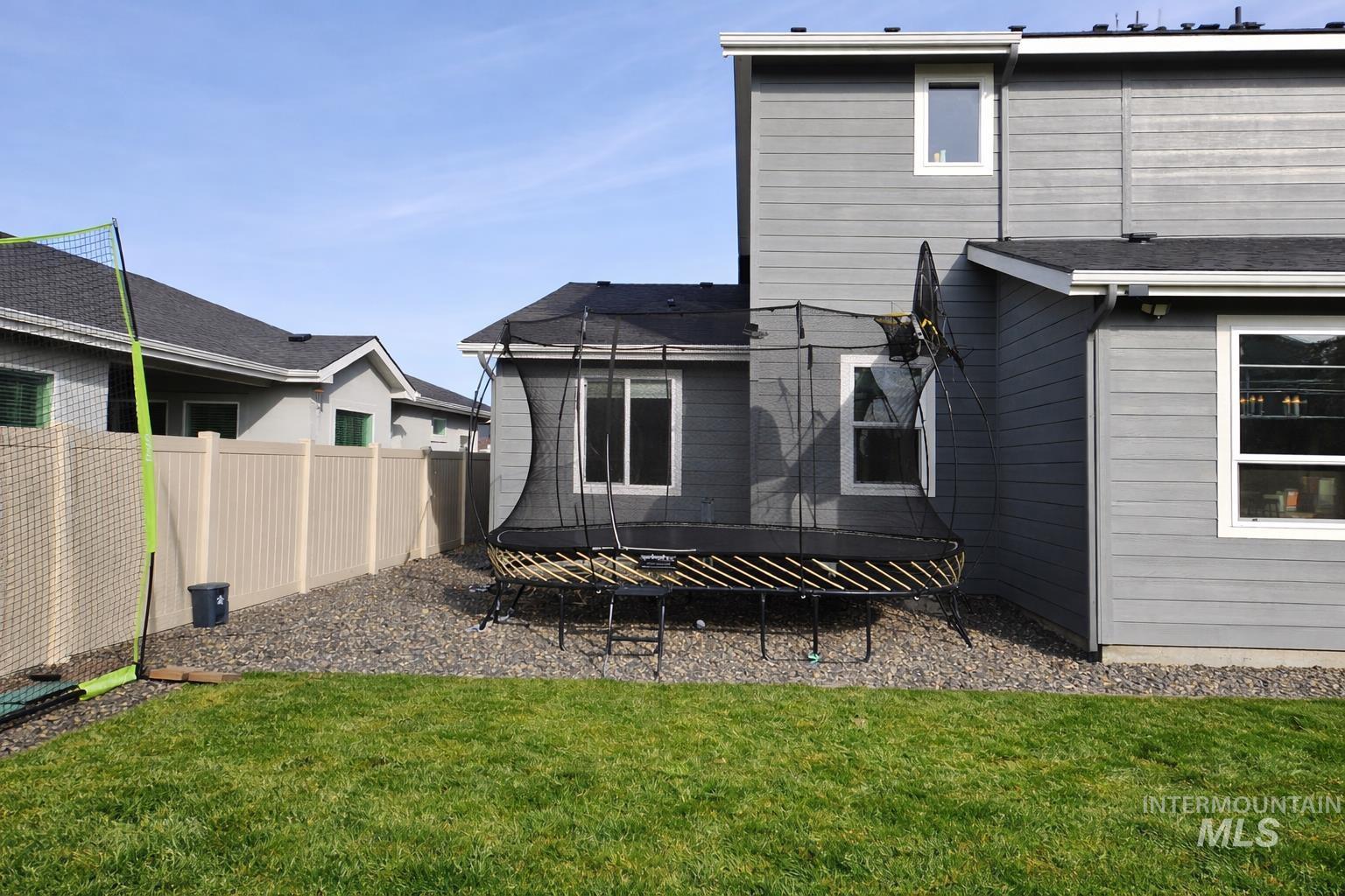 11513 W Soaring Hawk st., Star, Idaho 83669, 5 Bedrooms, 3.5 Bathrooms, Residential For Sale, Price $749,000,MLS 98973716