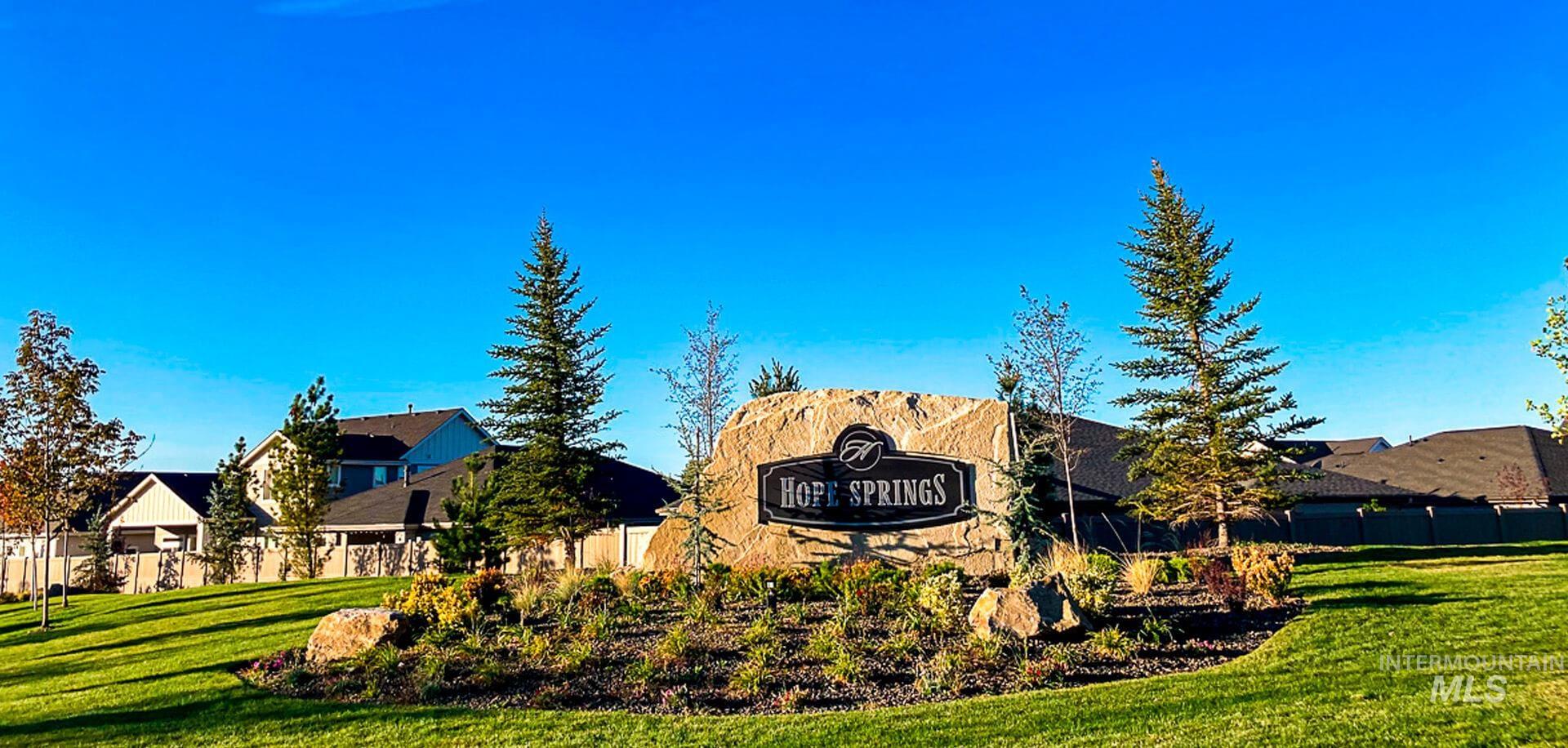 11513 W Soaring Hawk st., Star, Idaho 83669, 5 Bedrooms, 3.5 Bathrooms, Residential For Sale, Price $749,000,MLS 98973716