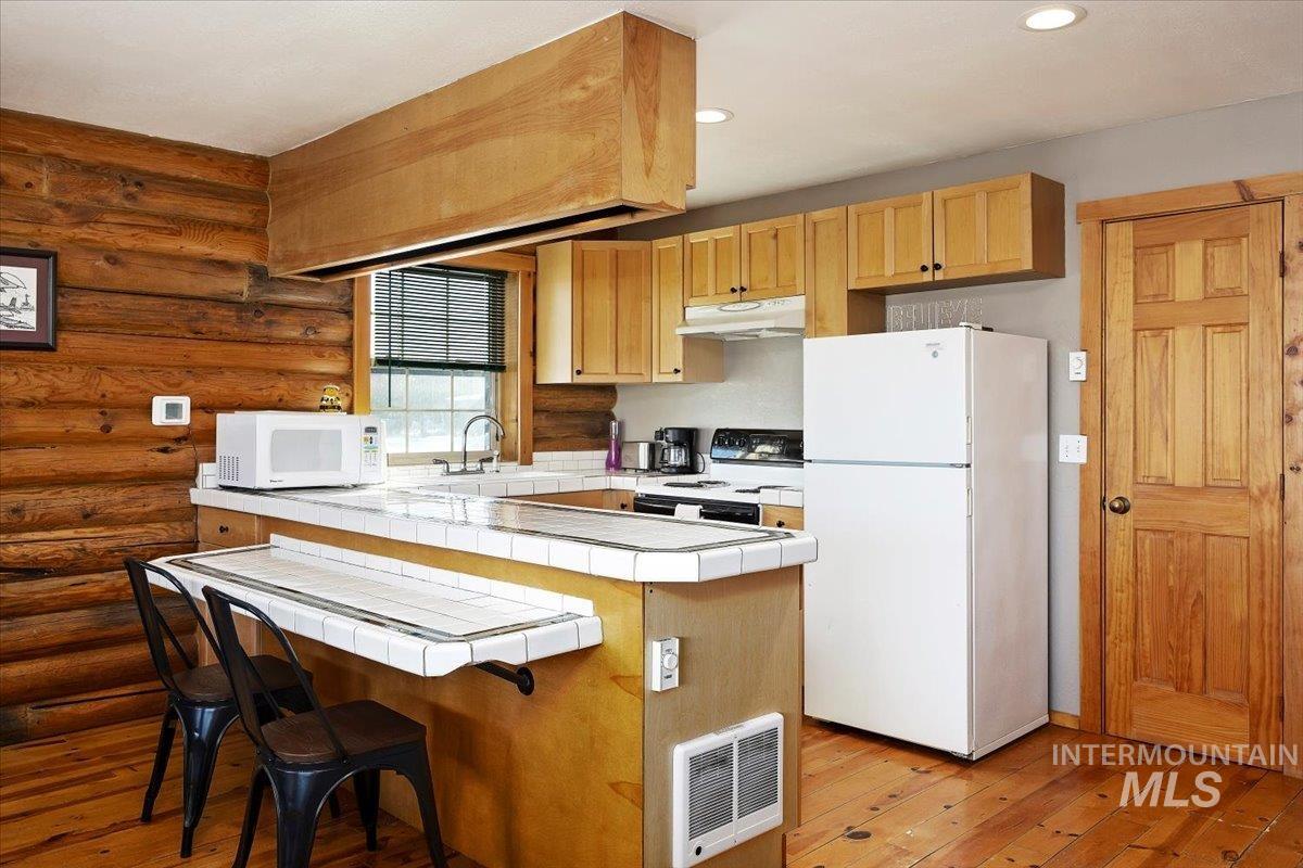 128 E Sage Ave, Fairfield, Idaho 83327, 2 Bedrooms, 2 Bathrooms, Residential For Sale, Price $430,000, 98973717