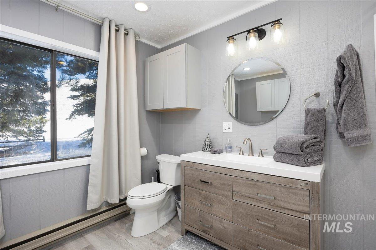 186 Phillips Creek Lane, Fairfield, Idaho 83327, 3 Bedrooms, 2 Bathrooms, Residential For Sale, Price $499,900, 98973719