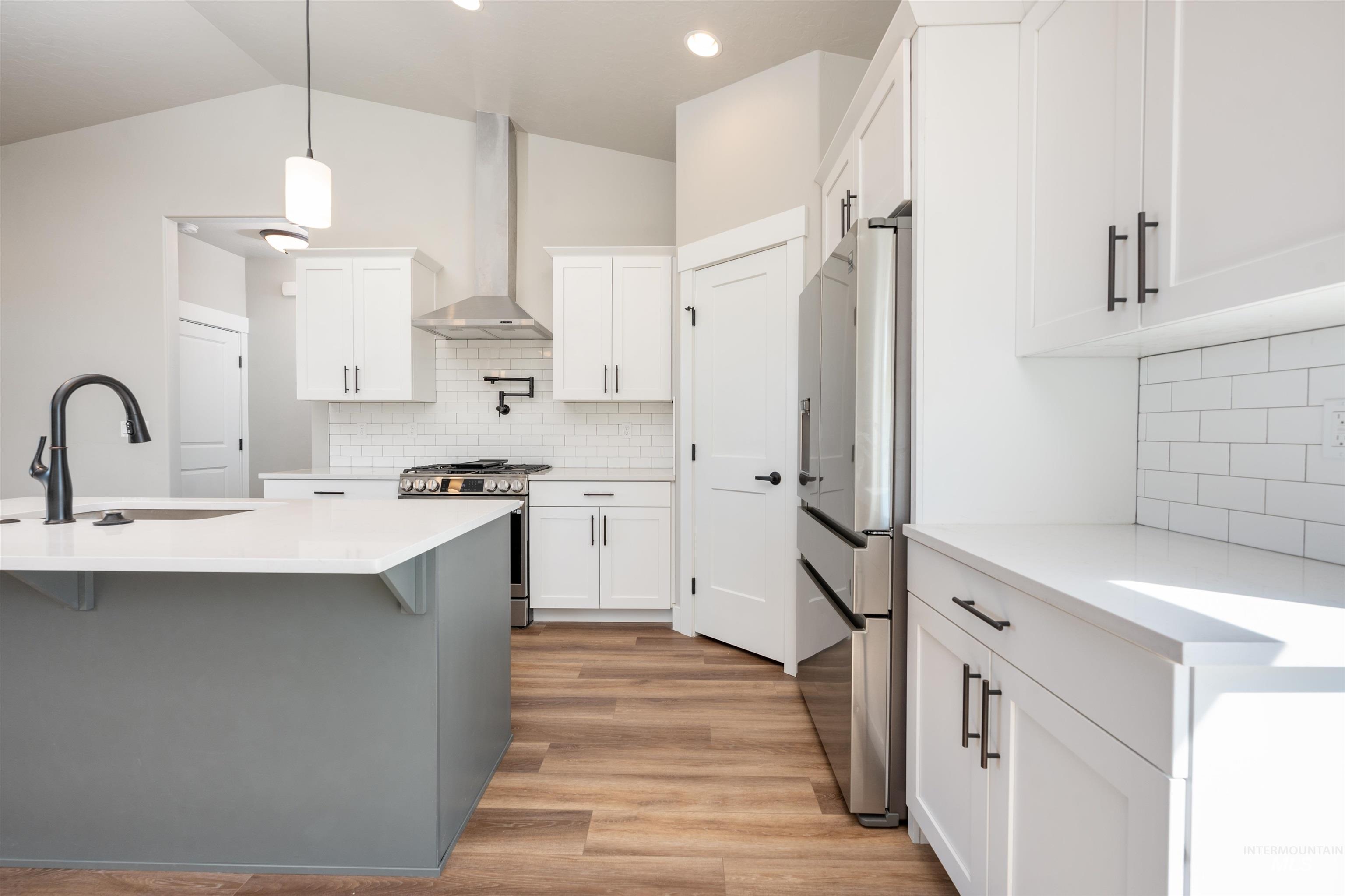 TBD Fallen Leaf Ave, New Plymouth, Idaho 83655, 3 Bedrooms, 2 Bathrooms, Residential For Sale, Price $374,000,MLS 98973721