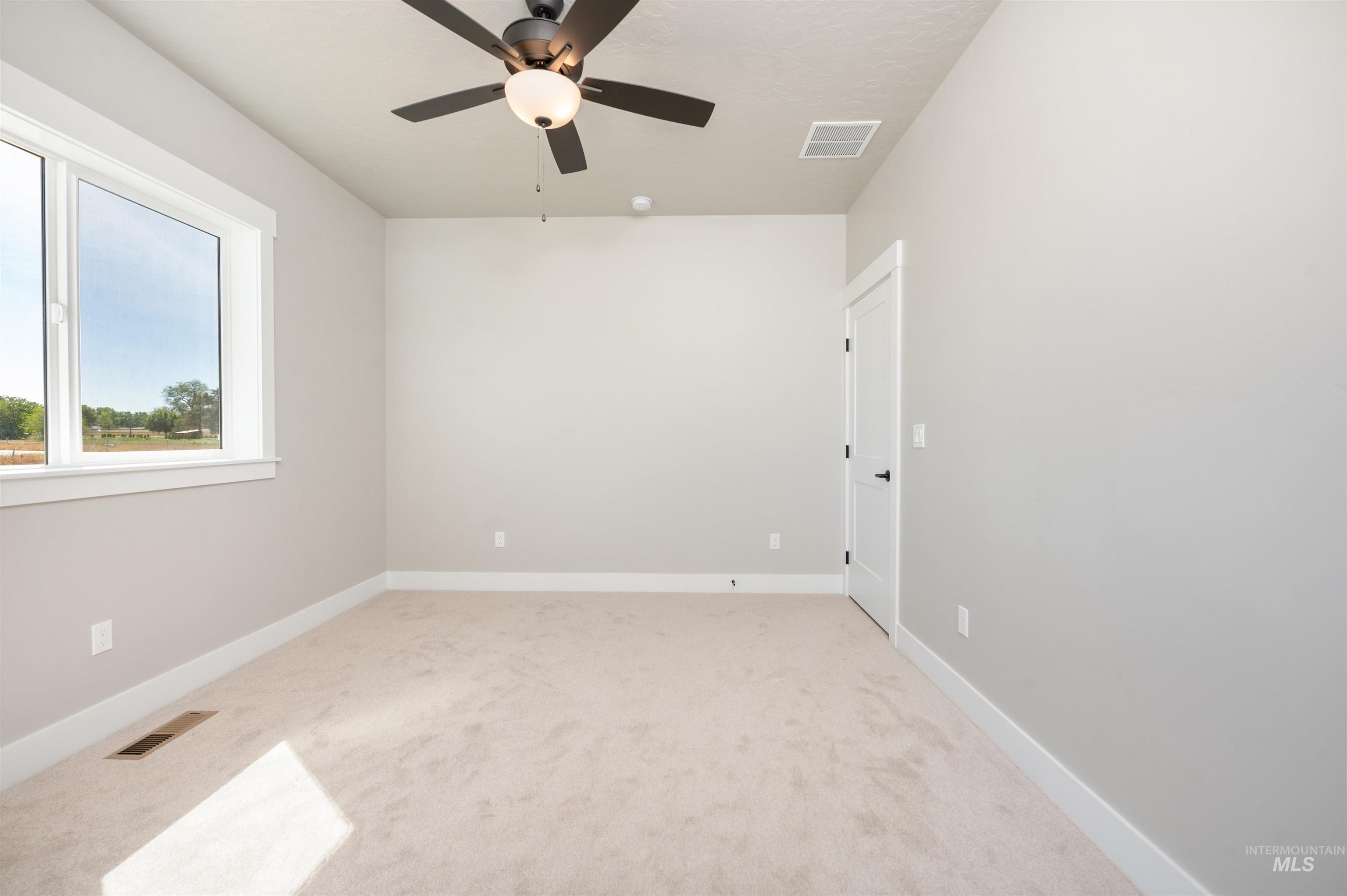 TBD Fallen Leaf Ave, New Plymouth, Idaho 83655, 3 Bedrooms, 2 Bathrooms, Residential For Sale, Price $374,000,MLS 98973721