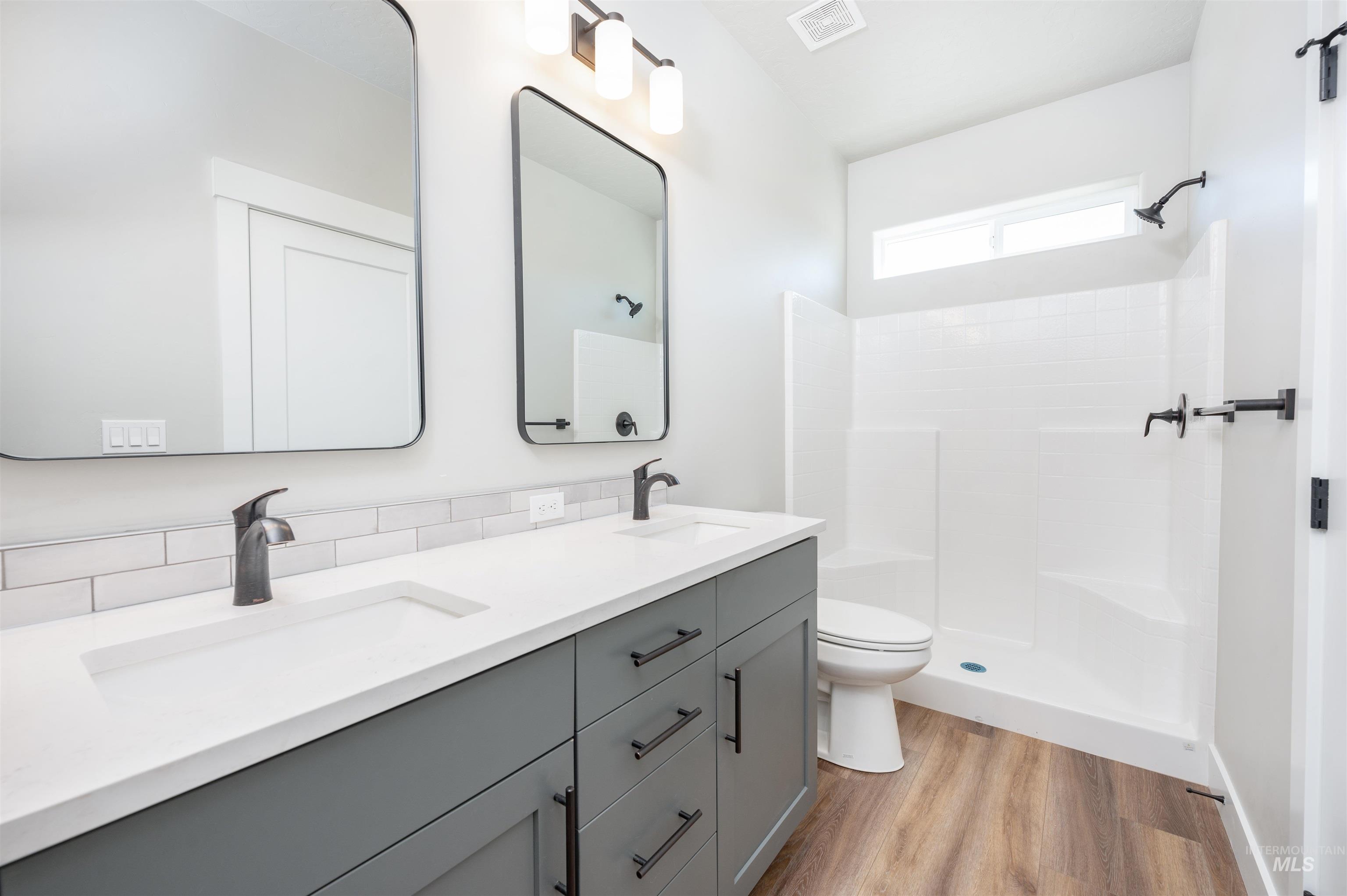 TBD Fallen Leaf Ave, New Plymouth, Idaho 83655, 3 Bedrooms, 2 Bathrooms, Residential For Sale, Price $374,000,MLS 98973721