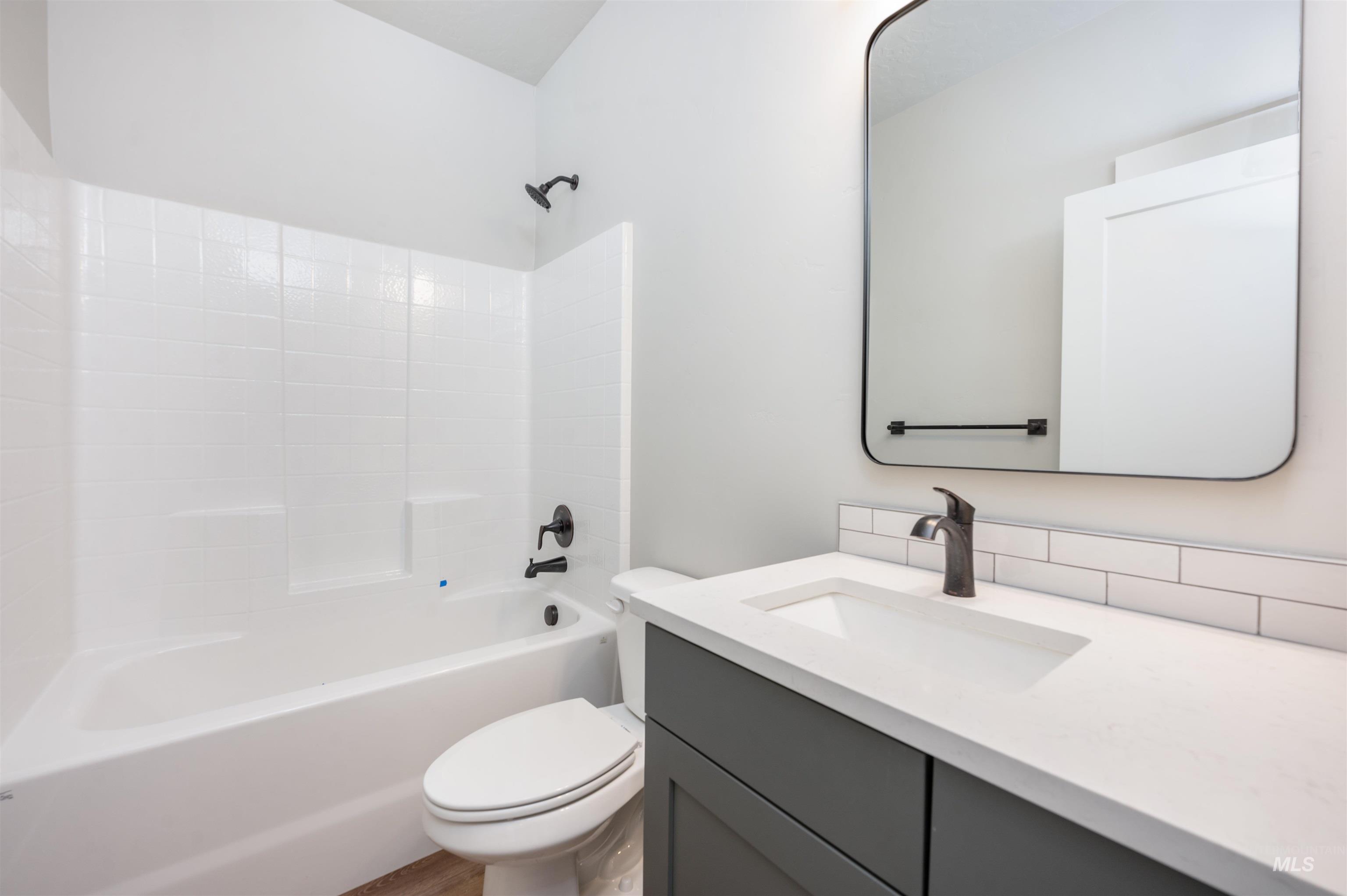 TBD Fallen Leaf Ave, New Plymouth, Idaho 83655, 3 Bedrooms, 2 Bathrooms, Residential For Sale, Price $374,000,MLS 98973721