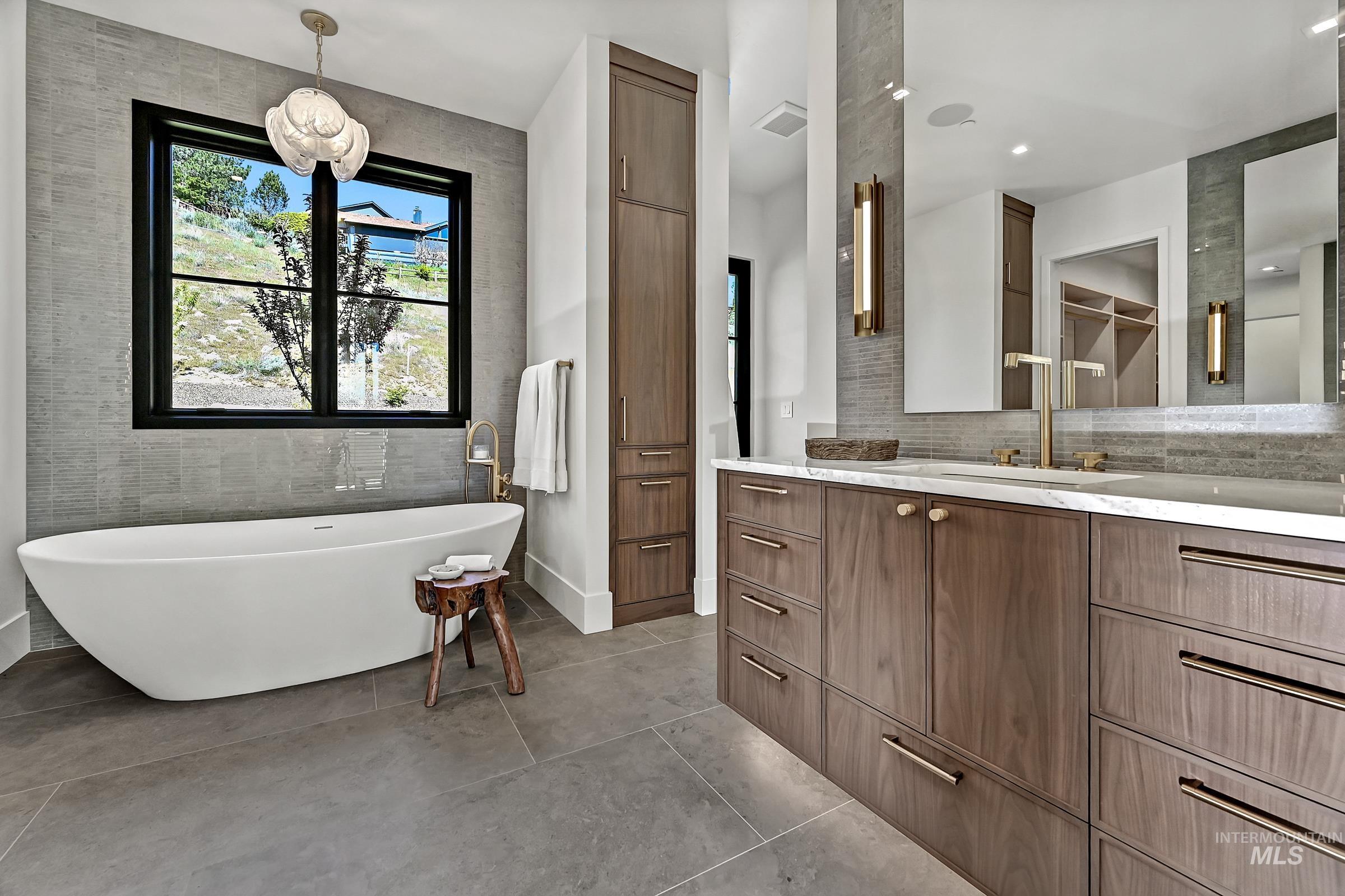 938 E Chardie Rd., Boise, Idaho 83702, 4 Bedrooms, 4.5 Bathrooms, Residential For Sale, Price $3,750,000,MLS 98973724