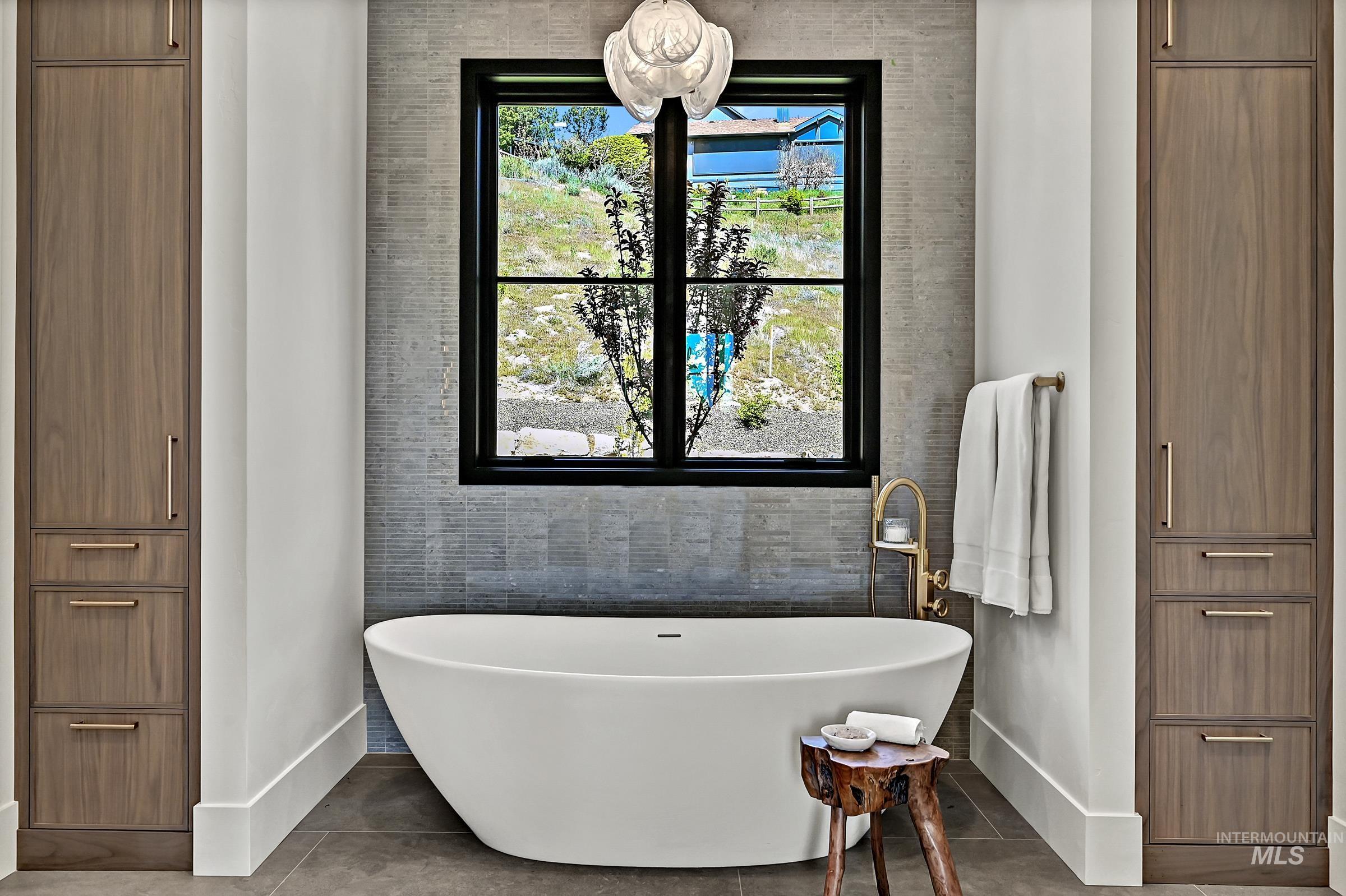 938 E Chardie Rd., Boise, Idaho 83702, 4 Bedrooms, 4.5 Bathrooms, Residential For Sale, Price $3,750,000,MLS 98973724