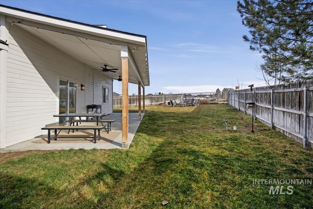 6262 E Lemhi Ct, Nampa, Idaho 83687, 3 Bedrooms, 2.5 Bathrooms, Residential For Sale, Price $390,000,MLS 98973725