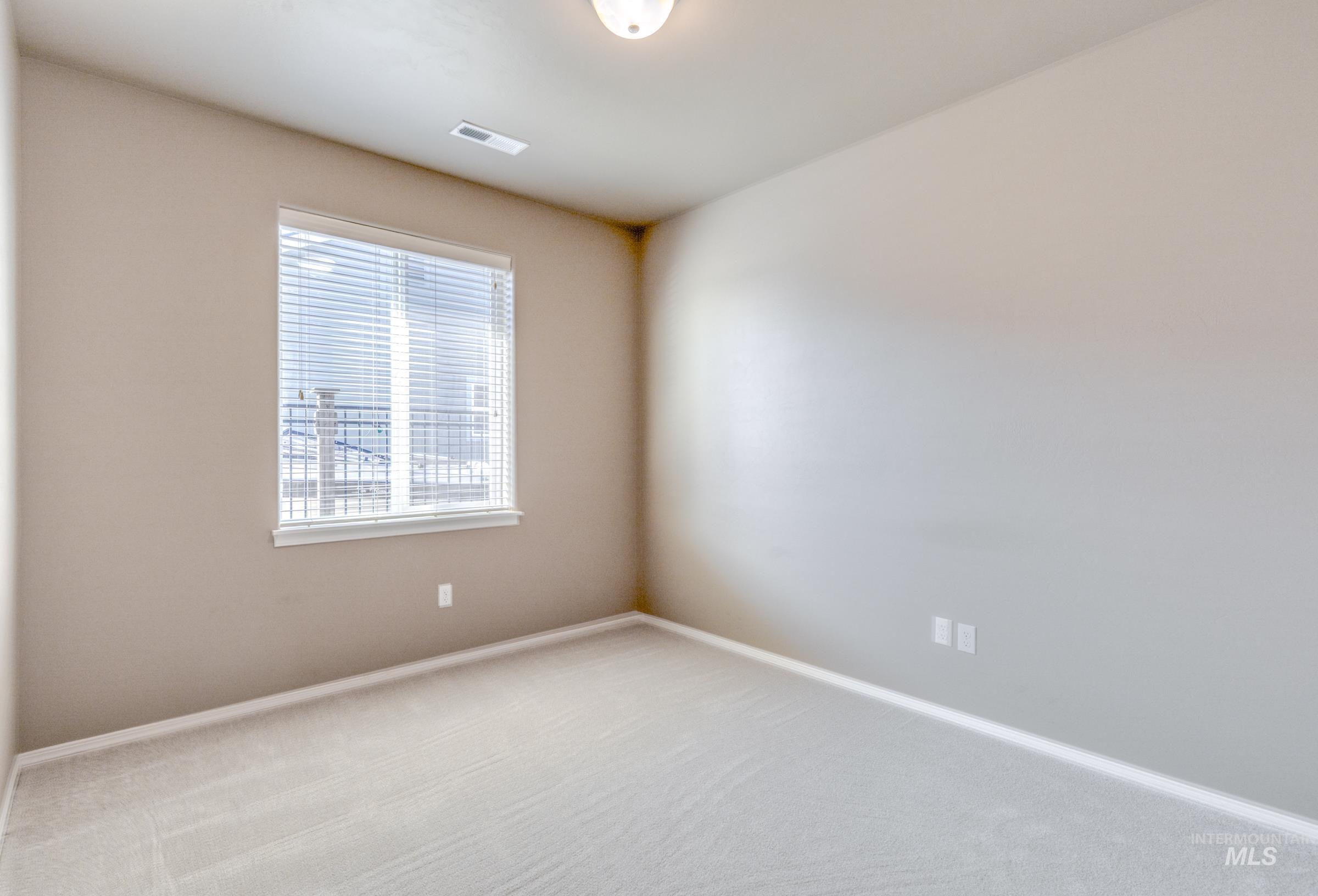 12734 Amber Sky, Caldwell, Idaho 83607, 3 Bedrooms, 2 Bathrooms, Residential For Sale, Price $390,000,MLS 98973727