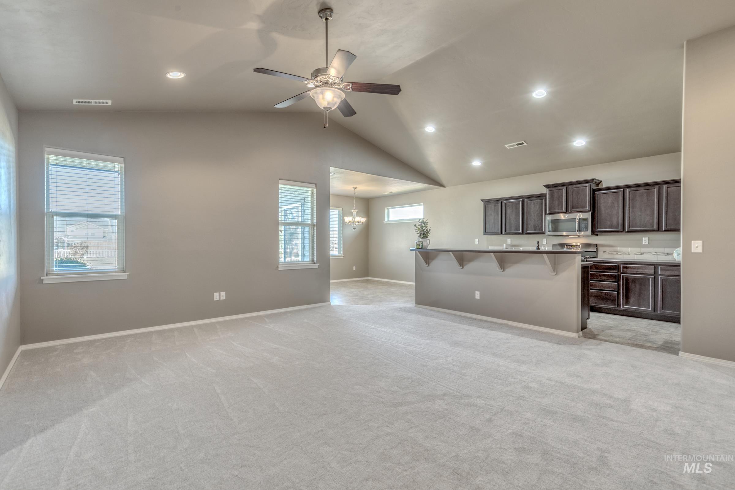 12734 Amber Sky, Caldwell, Idaho 83607, 3 Bedrooms, 2 Bathrooms, Residential For Sale, Price $390,000,MLS 98973727