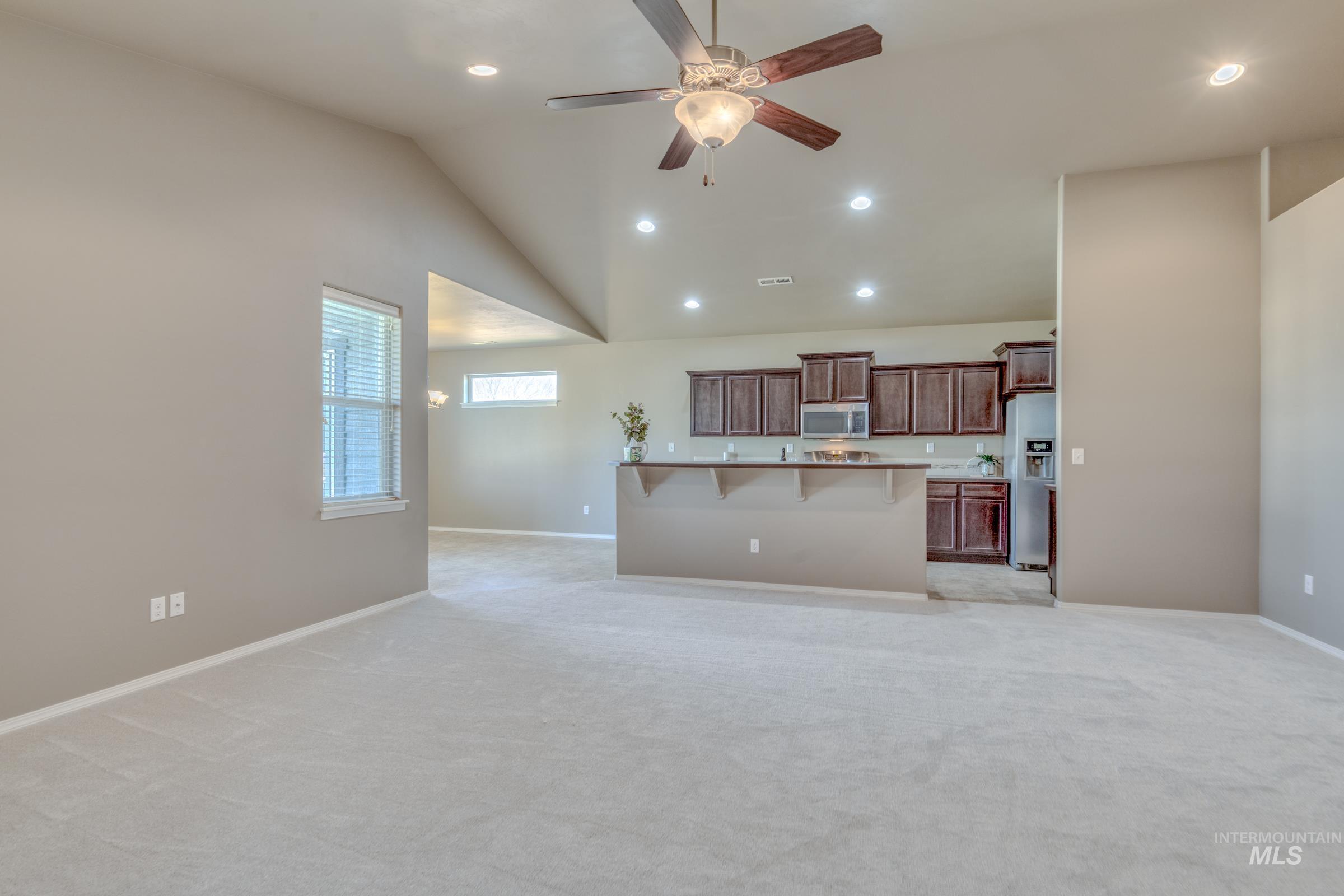 12734 Amber Sky, Caldwell, Idaho 83607, 3 Bedrooms, 2 Bathrooms, Residential For Sale, Price $390,000,MLS 98973727