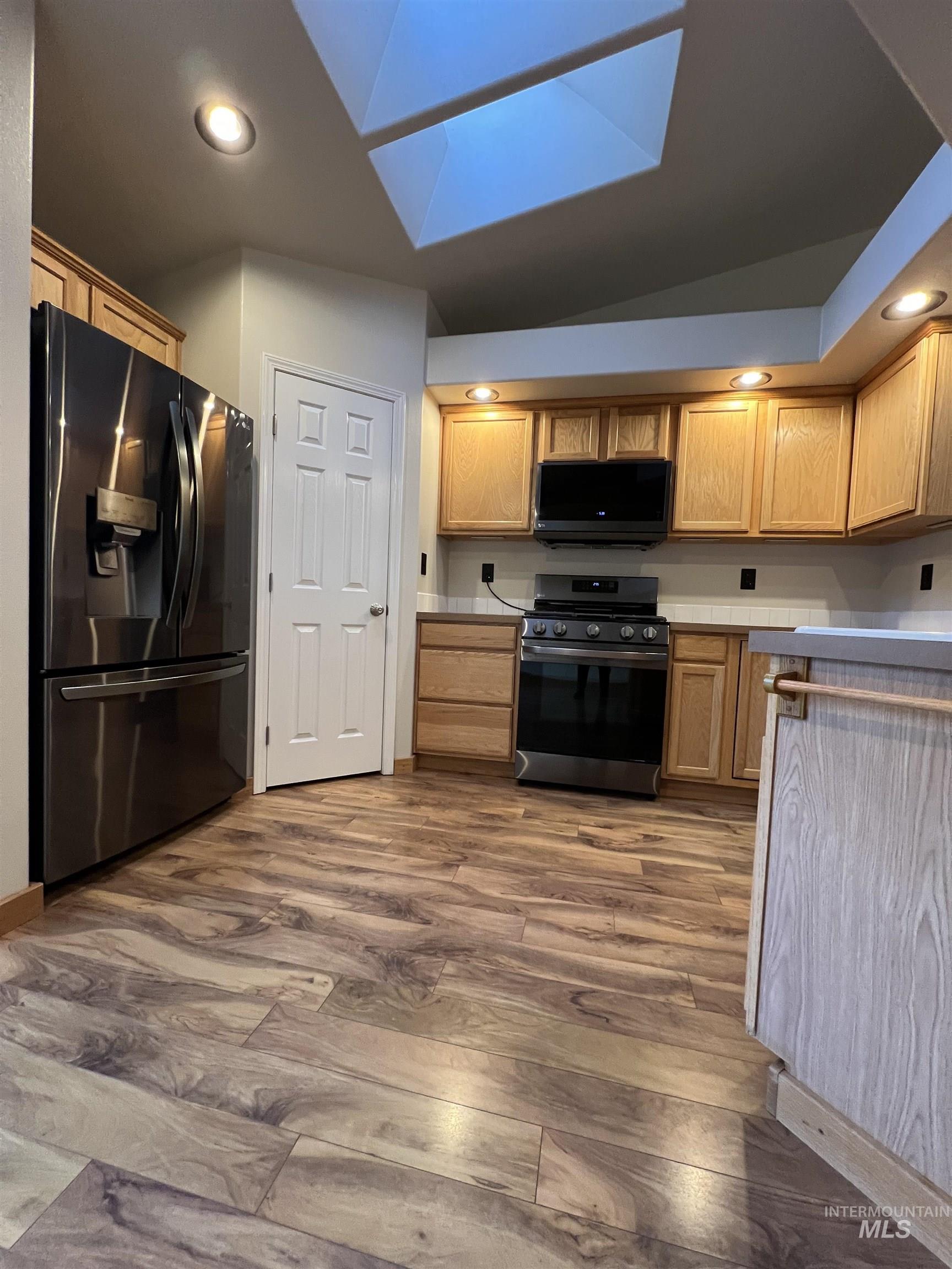 3825 E Clear Springs Dr, Nampa, Idaho 83686, 3 Bedrooms, 2 Bathrooms, Residential For Sale, Price $349,900,MLS 98973728