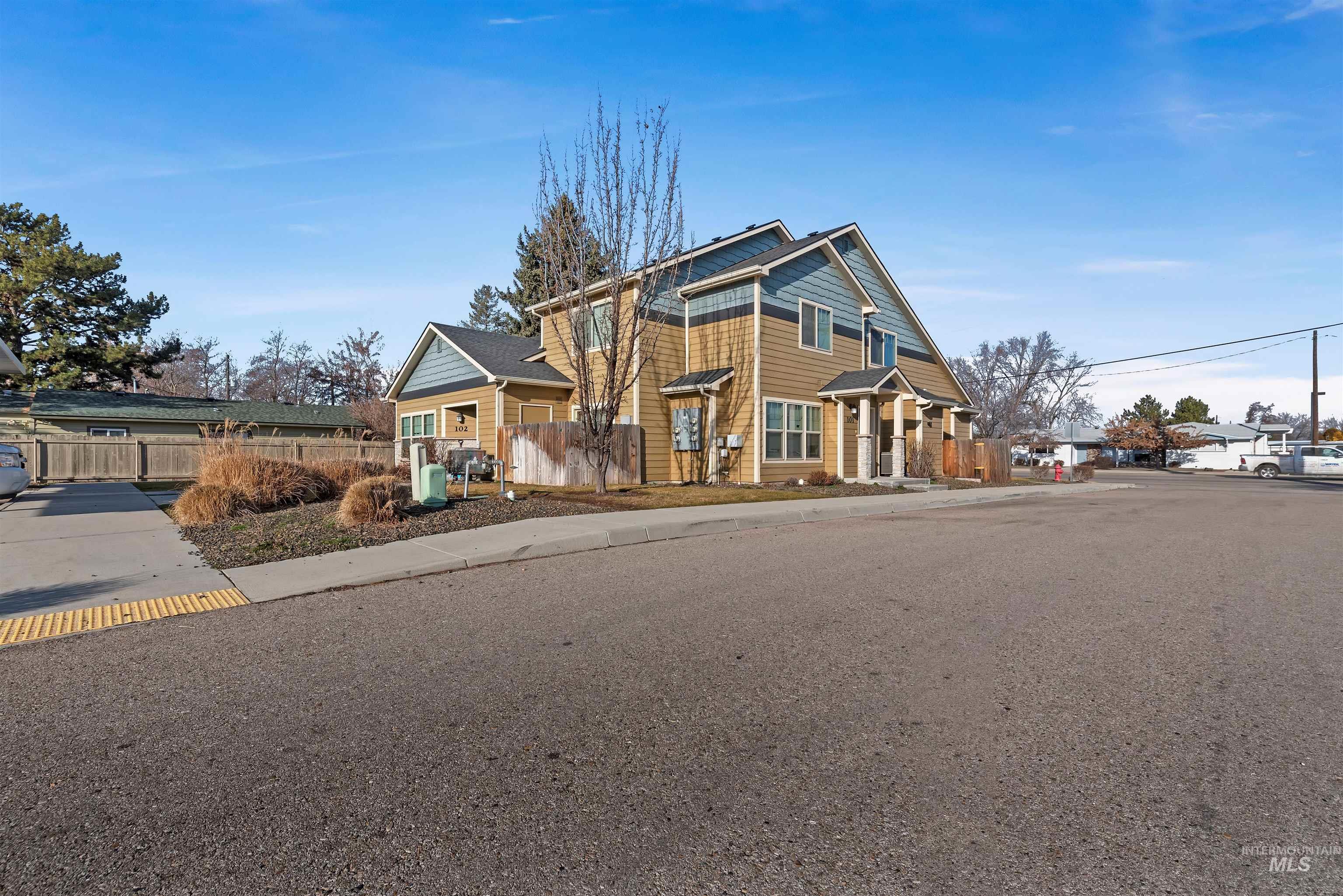 9107 Ustick Rd, Boise, Idaho 83705, 2 Bedrooms, 2 Bathrooms, Residential Income For Sale, Price $1,000,000,MLS 98973731