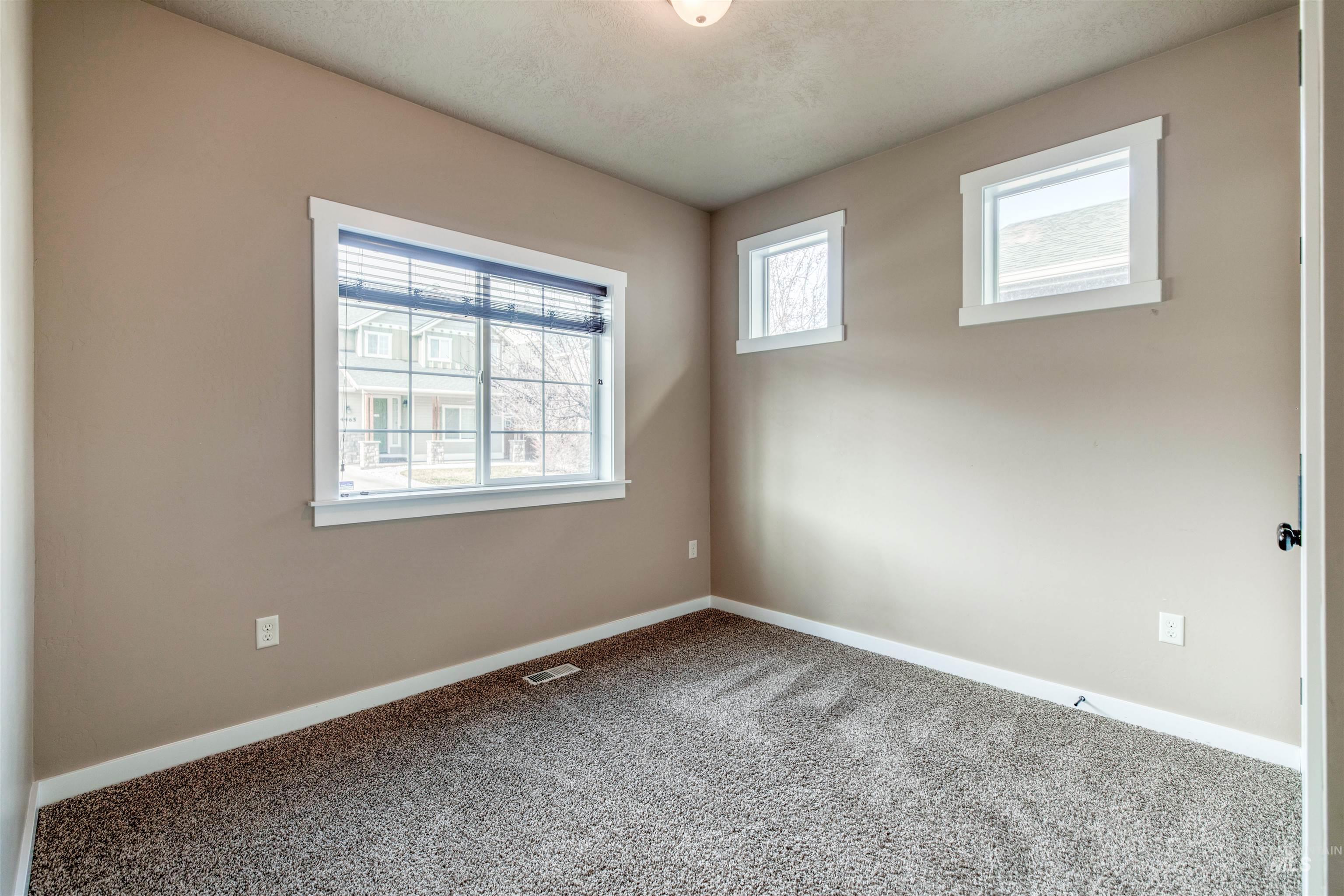 4470 S Axiom Ave, Boise, Idaho 83716, 3 Bedrooms, 2.5 Bathrooms, Residential For Sale, Price $559,900, 98973733