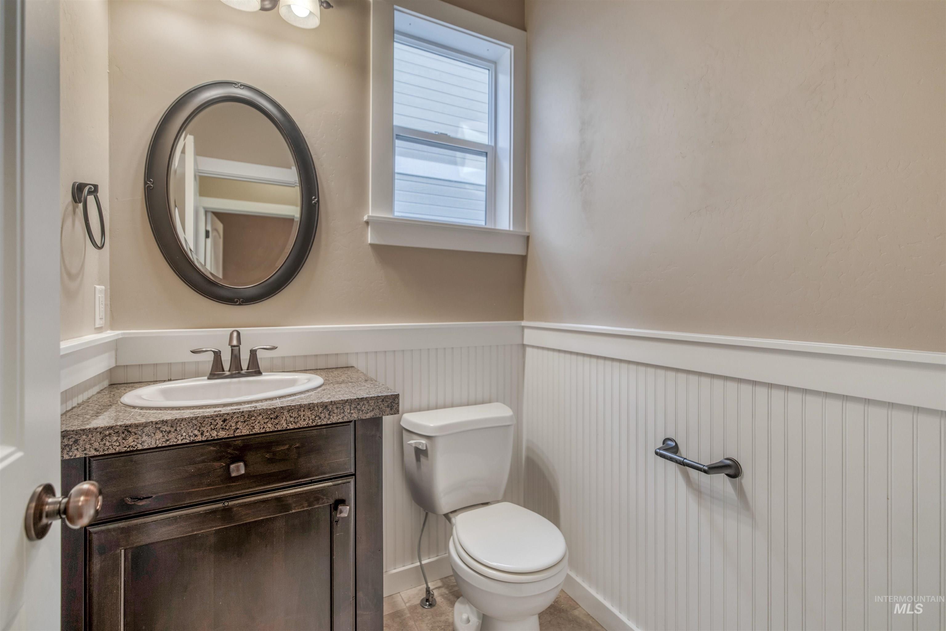 4470 S Axiom Ave, Boise, Idaho 83716, 3 Bedrooms, 2.5 Bathrooms, Residential For Sale, Price $559,900, 98973733