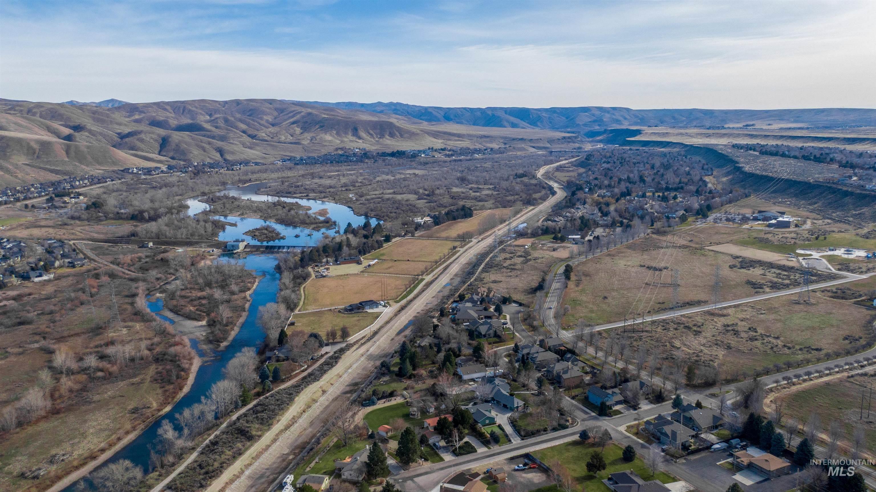 4470 S Axiom Ave, Boise, Idaho 83716, 3 Bedrooms, 2.5 Bathrooms, Residential For Sale, Price $559,900, 98973733