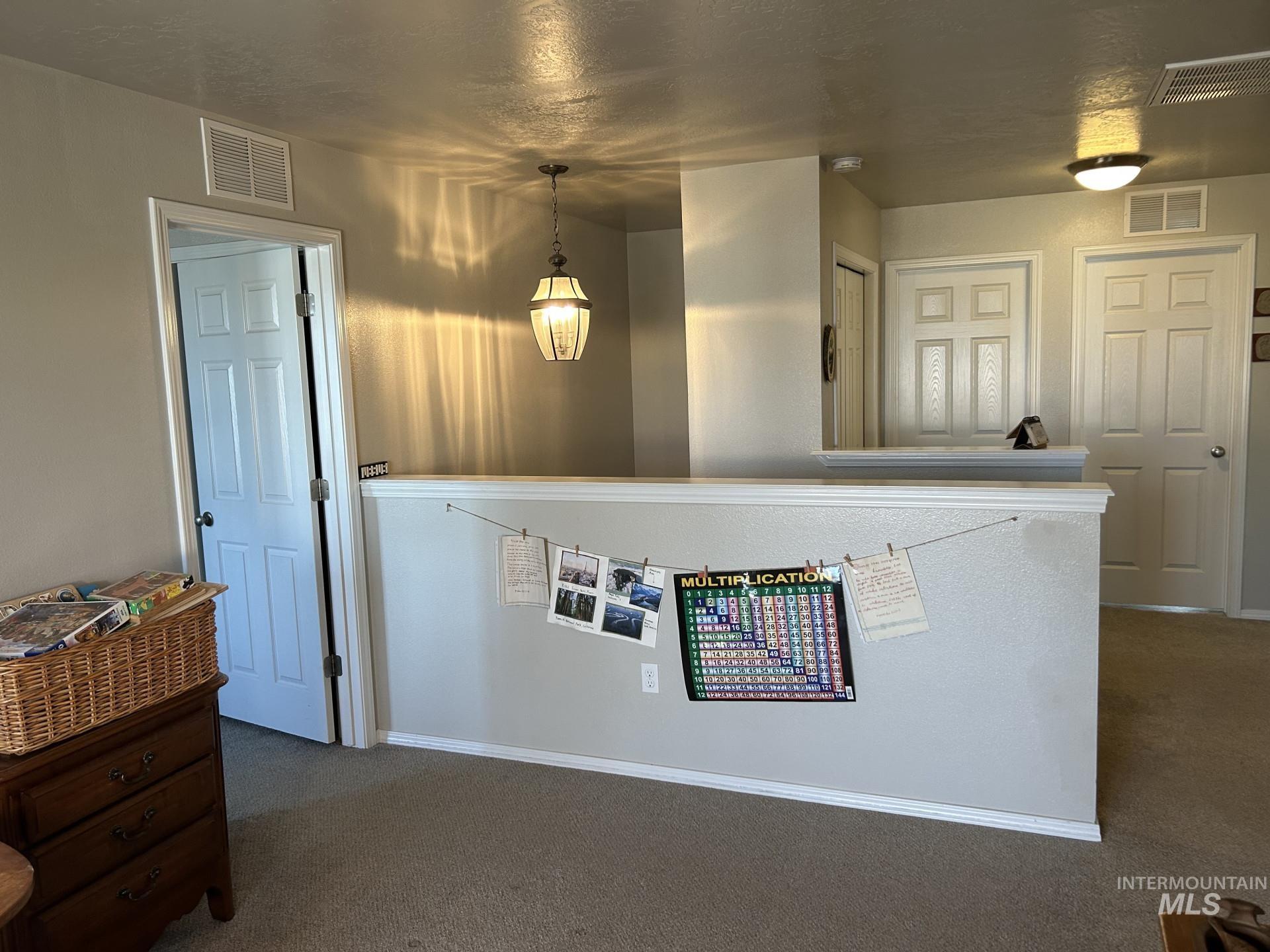 5614 Barkley Way, Caldwell, Idaho 83607, 5 Bedrooms, 2.5 Bathrooms, Residential For Sale, Price $454,700,MLS 98973735