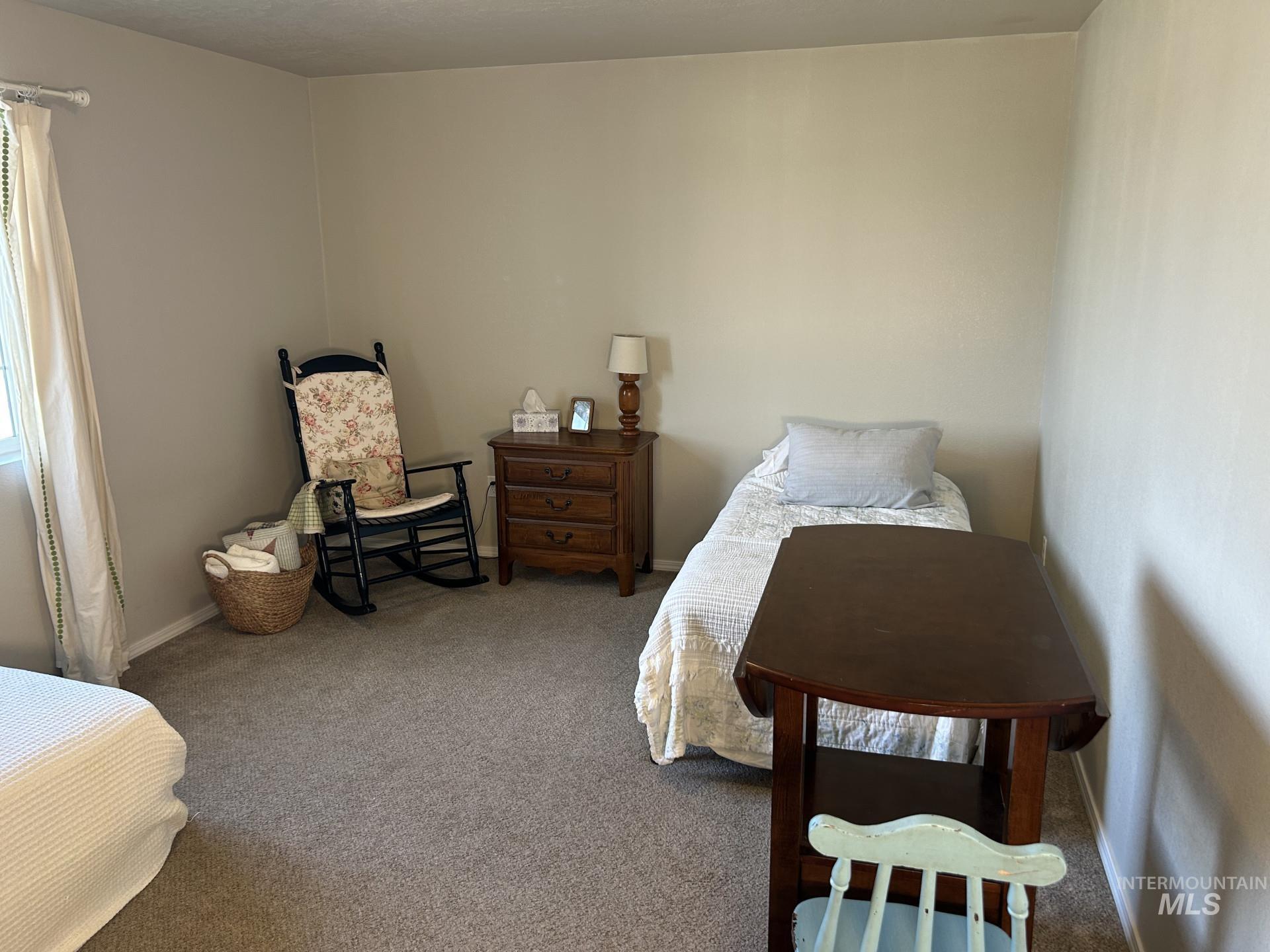 5614 Barkley Way, Caldwell, Idaho 83607, 5 Bedrooms, 2.5 Bathrooms, Residential For Sale, Price $454,700,MLS 98973735