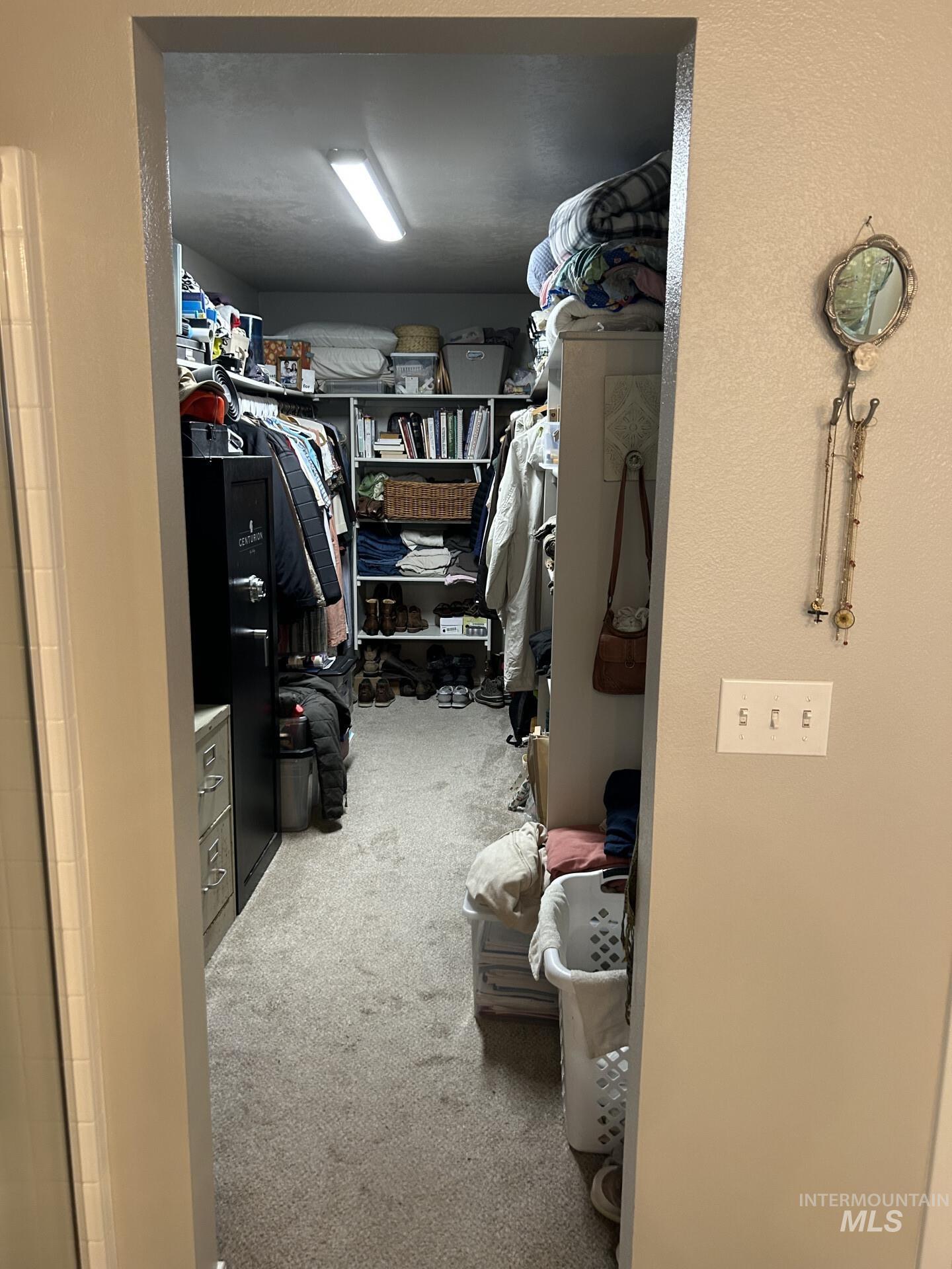 5614 Barkley Way, Caldwell, Idaho 83607, 5 Bedrooms, 2.5 Bathrooms, Residential For Sale, Price $454,700,MLS 98973735