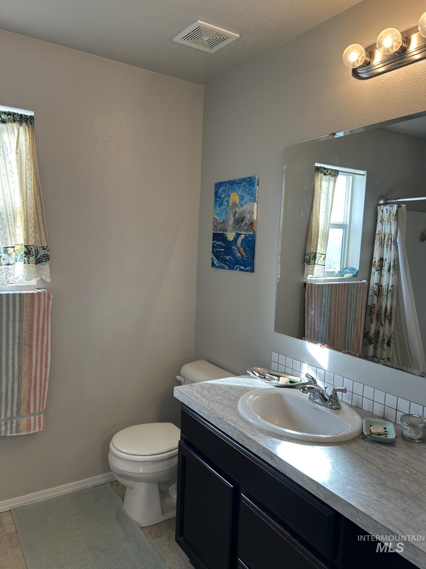 5614 Barkley Way, Caldwell, Idaho 83607, 5 Bedrooms, 2.5 Bathrooms, Residential For Sale, Price $454,700,MLS 98973735