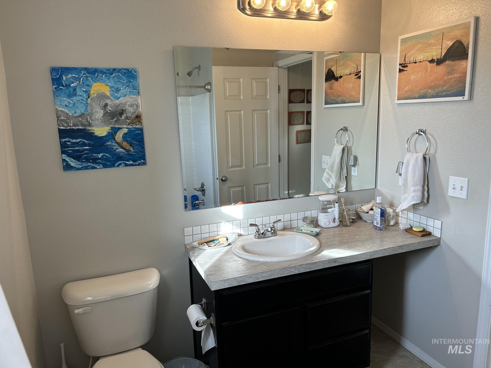 5614 Barkley Way, Caldwell, Idaho 83607, 5 Bedrooms, 2.5 Bathrooms, Residential For Sale, Price $454,700,MLS 98973735