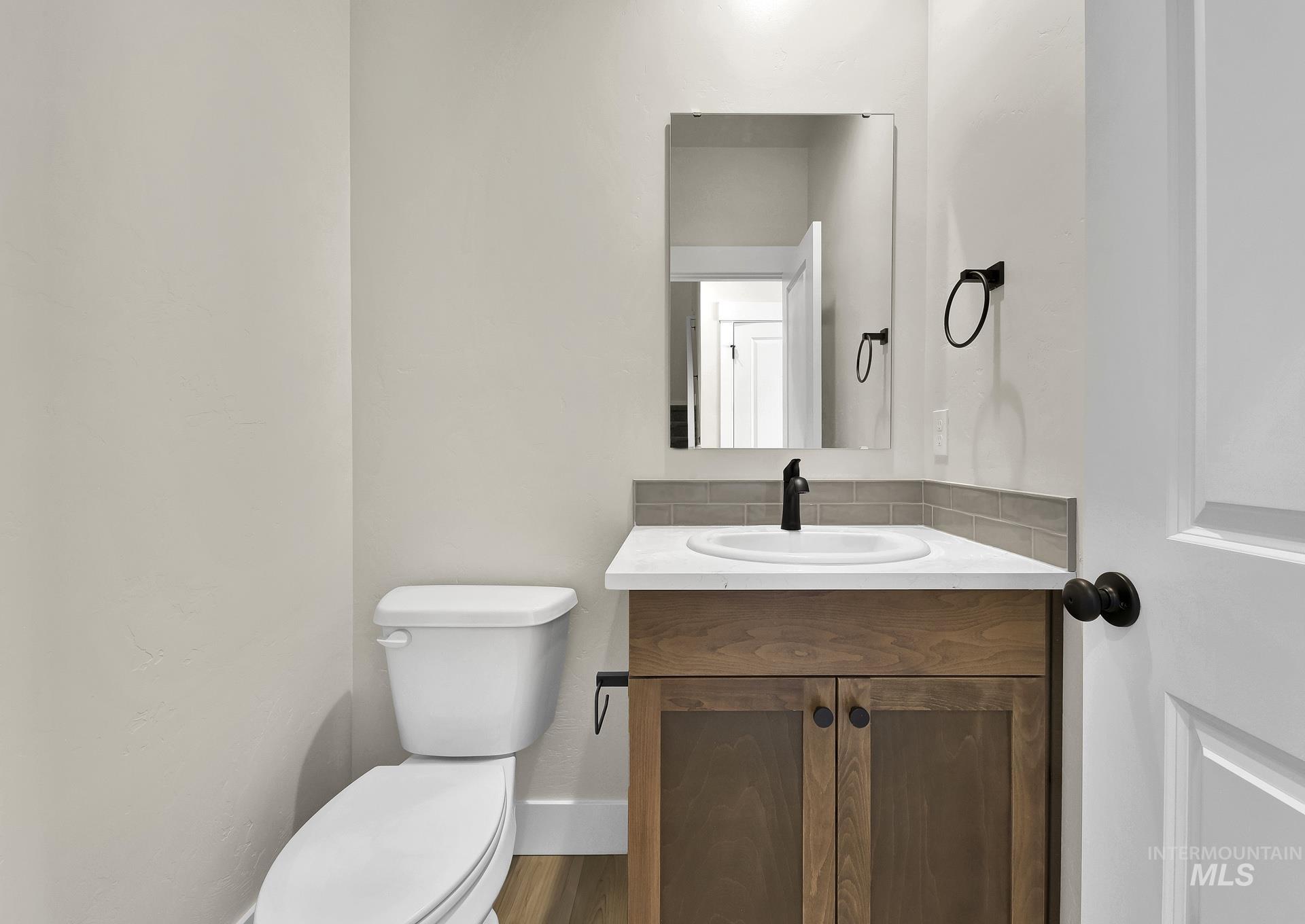 2905 Abajo Ln., Caldwell, Idaho 83605, 3 Bedrooms, 2.5 Bathrooms, Residential For Sale, Price $335,000,MLS 98973736