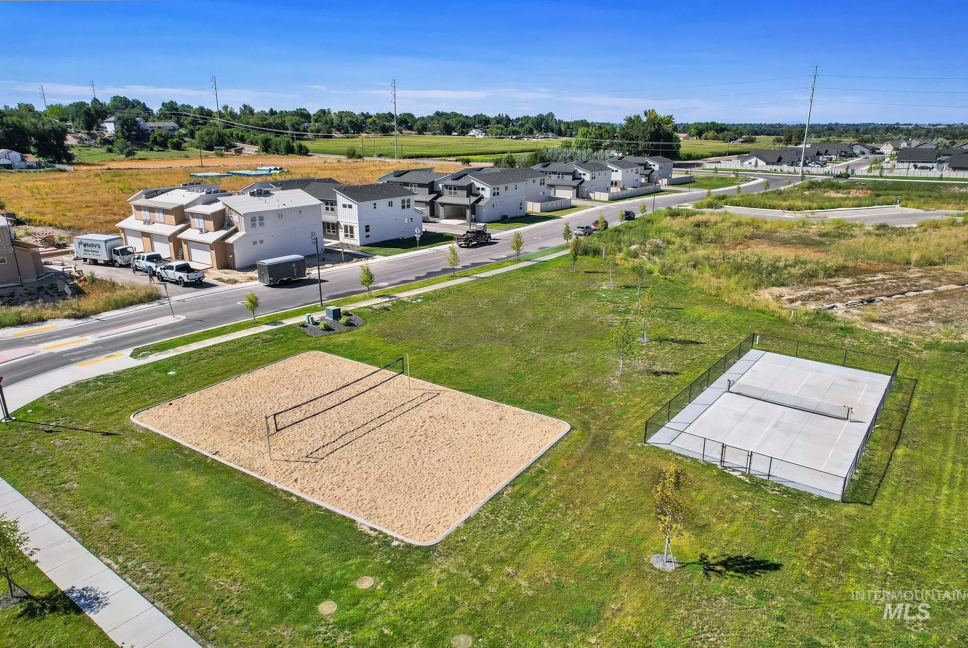 2905 Abajo Ln., Caldwell, Idaho 83605, 3 Bedrooms, 2.5 Bathrooms, Residential For Sale, Price $335,000,MLS 98973736