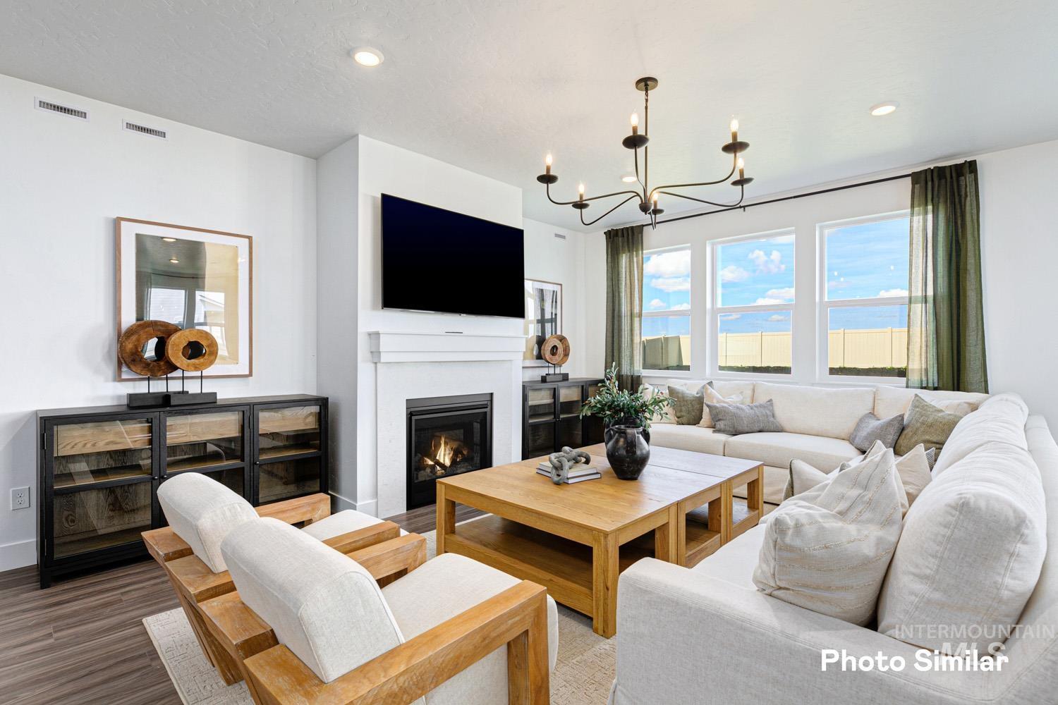 3672 S Angel Falls Way, Nampa, Idaho 83686, 5 Bedrooms, 3.5 Bathrooms, Residential For Sale, Price $643,400,MLS 98973737