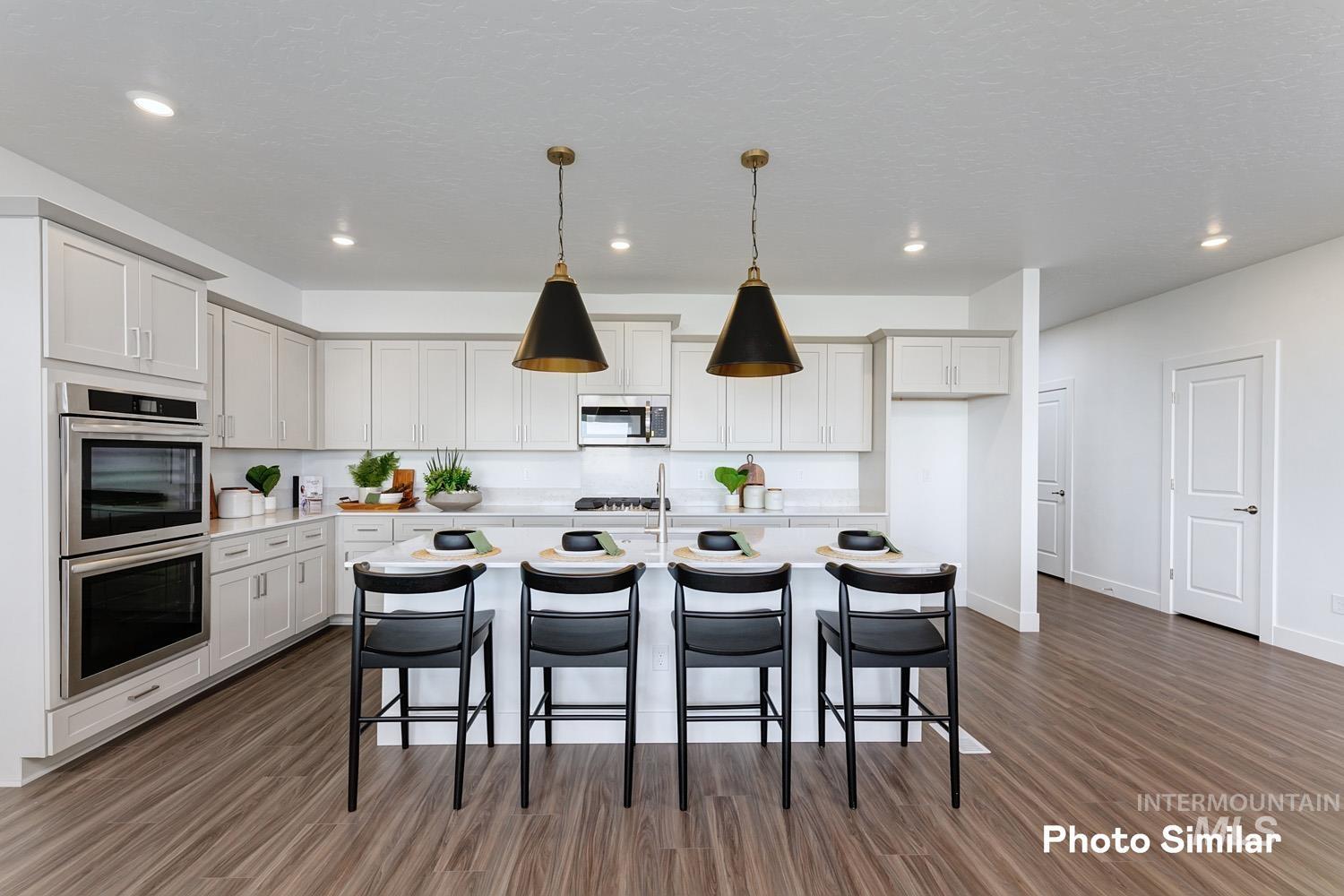 3672 S Angel Falls Way, Nampa, Idaho 83686, 5 Bedrooms, 3.5 Bathrooms, Residential For Sale, Price $643,400,MLS 98973737