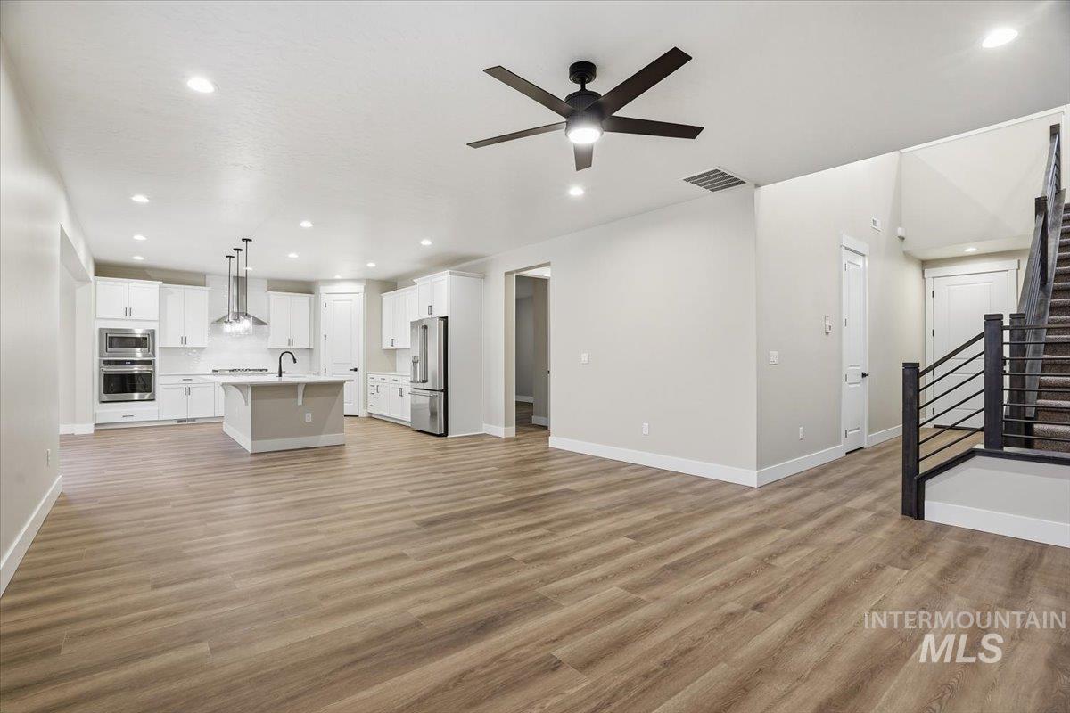 6135 N Senita Hills Ave, Meridian, Idaho 83646, 5 Bedrooms, 4 Bathrooms, Residential For Sale, Price $719,990,MLS 98973738