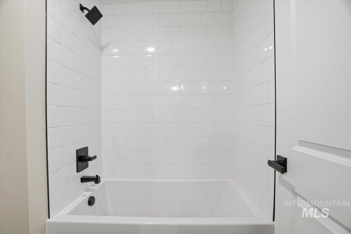 6135 N Senita Hills Ave, Meridian, Idaho 83646, 5 Bedrooms, 4 Bathrooms, Residential For Sale, Price $719,990,MLS 98973738