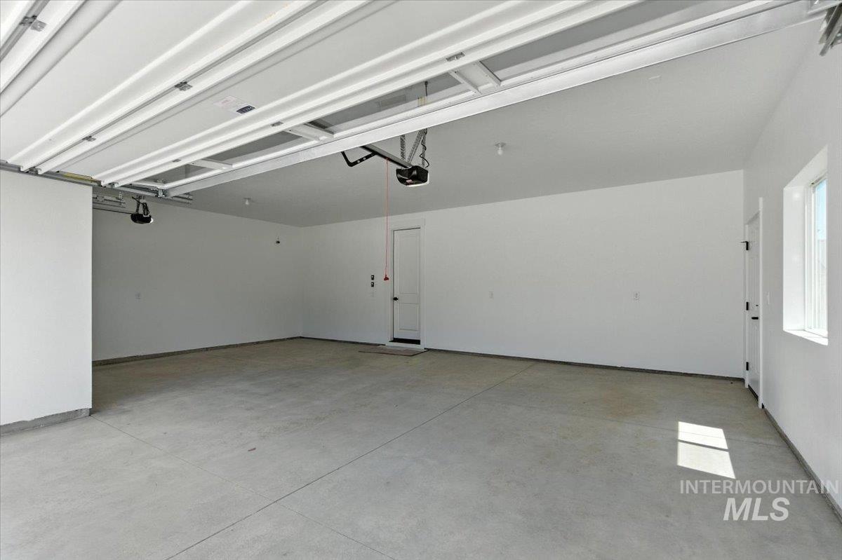 6135 N Senita Hills Ave, Meridian, Idaho 83646, 5 Bedrooms, 4 Bathrooms, Residential For Sale, Price $719,990,MLS 98973738