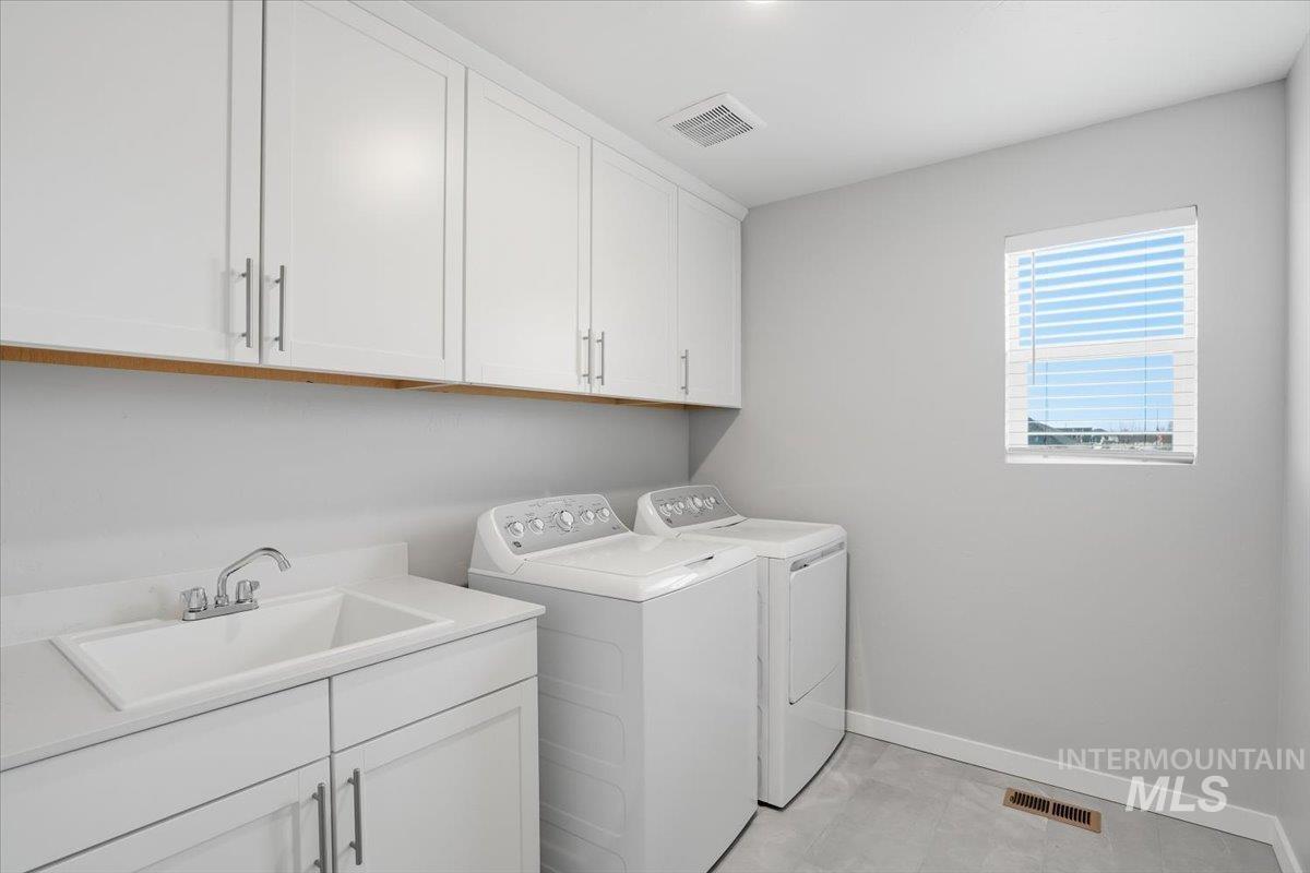 1216 Stirling Meadows Ct, Middleton, Idaho 83644, 3 Bedrooms, 2.5 Bathrooms, Residential For Sale, Price $559,990,MLS 98973739