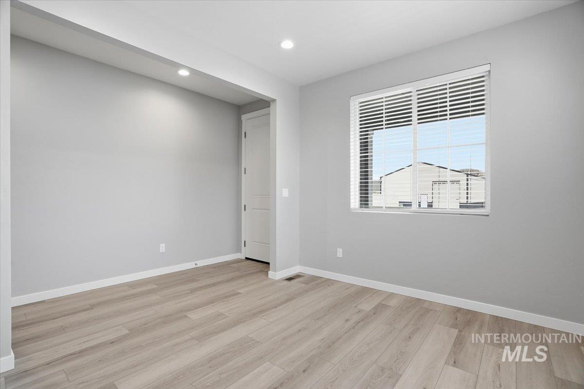 1216 Stirling Meadows Ct, Middleton, Idaho 83644, 3 Bedrooms, 2.5 Bathrooms, Residential For Sale, Price $559,990,MLS 98973739