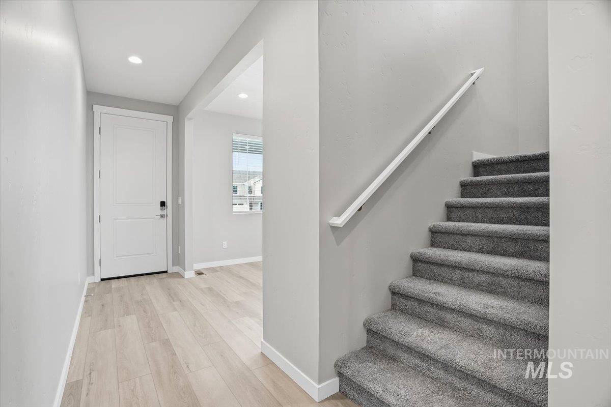 1216 Stirling Meadows Ct, Middleton, Idaho 83644, 3 Bedrooms, 2.5 Bathrooms, Residential For Sale, Price $559,990,MLS 98973739