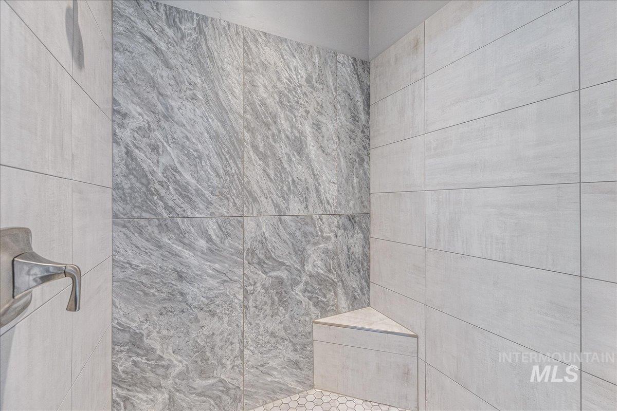 3036 NW 13th St., Meridian, Idaho 83646, 3 Bedrooms, 2 Bathrooms, Residential For Sale, Price $559,500,MLS 98973740