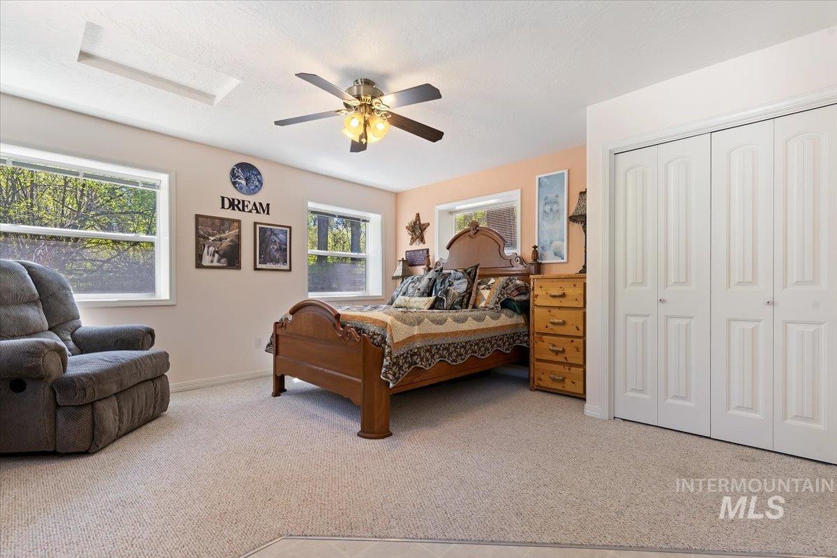 104 Sky Ridge Dr, Garden Valley, Idaho 83622, 3 Bedrooms, 2 Bathrooms, Residential For Sale, Price $550,000,MLS 98973741