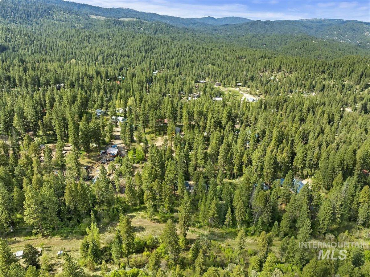 104 Sky Ridge Dr, Garden Valley, Idaho 83622, 3 Bedrooms, 2 Bathrooms, Residential For Sale, Price $550,000,MLS 98973741