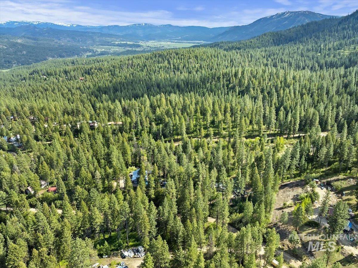 104 Sky Ridge Dr, Garden Valley, Idaho 83622, 3 Bedrooms, 2 Bathrooms, Residential For Sale, Price $550,000,MLS 98973741