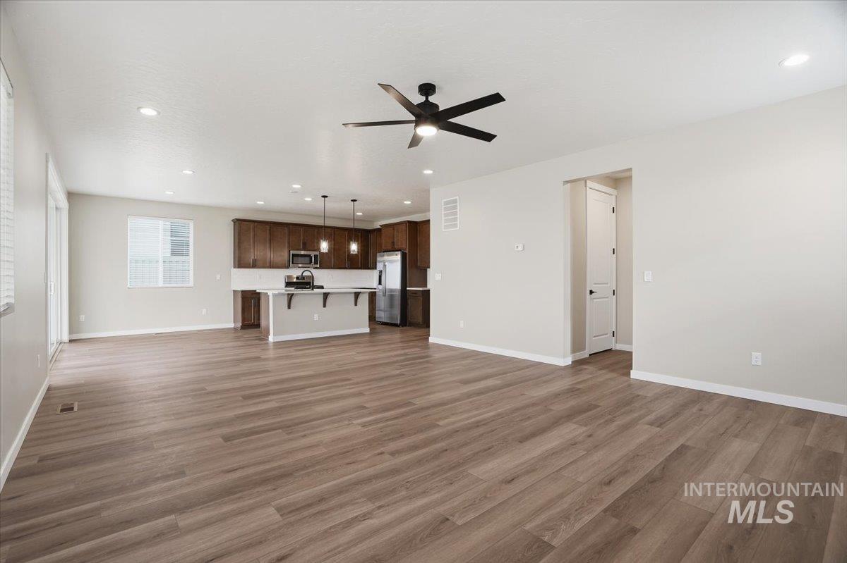 551 Thurso Ln, Middleton, Idaho 83644, 5 Bedrooms, 3 Bathrooms, Residential For Sale, Price $614,990,MLS 98973742