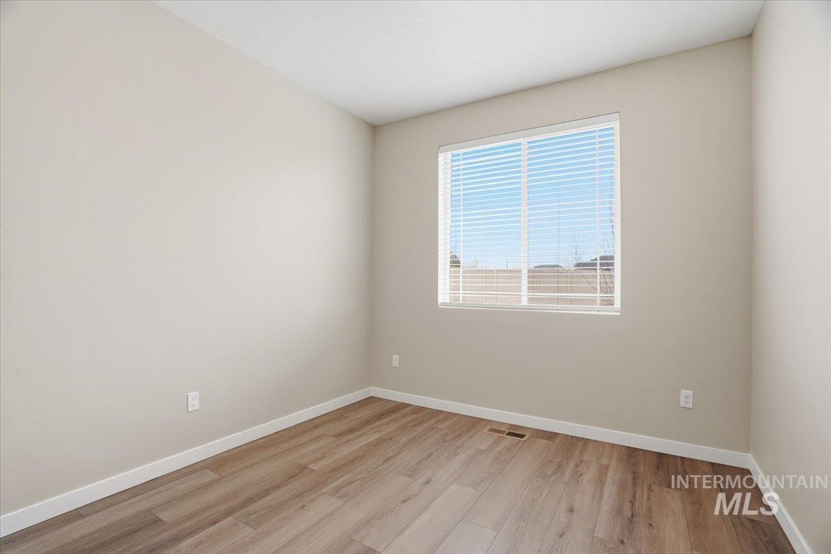 551 Thurso Ln, Middleton, Idaho 83644, 5 Bedrooms, 3 Bathrooms, Residential For Sale, Price $614,990,MLS 98973742