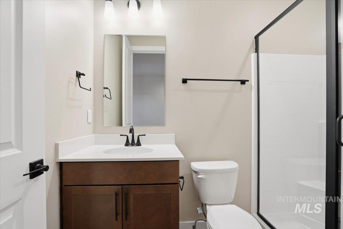 551 Thurso Ln, Middleton, Idaho 83644, 5 Bedrooms, 3 Bathrooms, Residential For Sale, Price $614,990,MLS 98973742