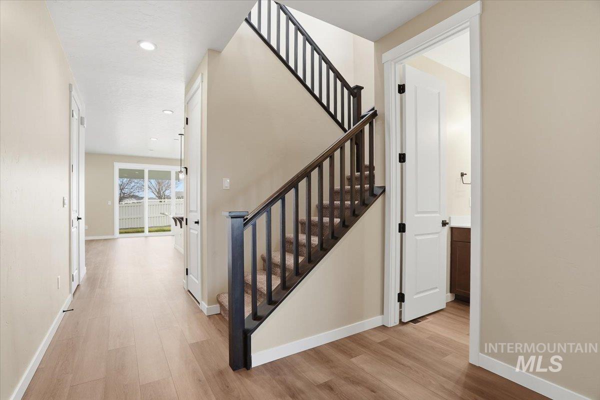 551 Thurso Ln, Middleton, Idaho 83644, 5 Bedrooms, 3 Bathrooms, Residential For Sale, Price $614,990,MLS 98973742