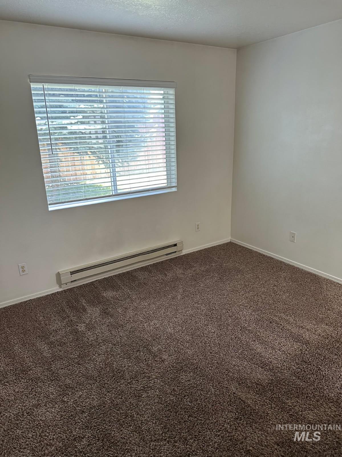 2140 Elizabeth Blvd, Twin Falls, Idaho 83301, 2 Bedrooms, 2 Bathrooms, Residential Income For Sale, Price $789,000,MLS 98973743