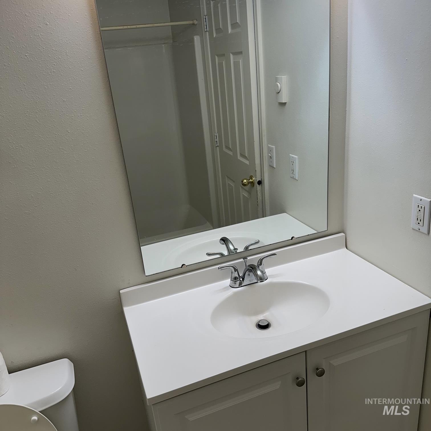 2140 Elizabeth Blvd Bldg 6, Twin Falls, Idaho 83301, 2 Bedrooms, 2 Bathrooms, Residential Income For Sale, Price $729,000, 98973743