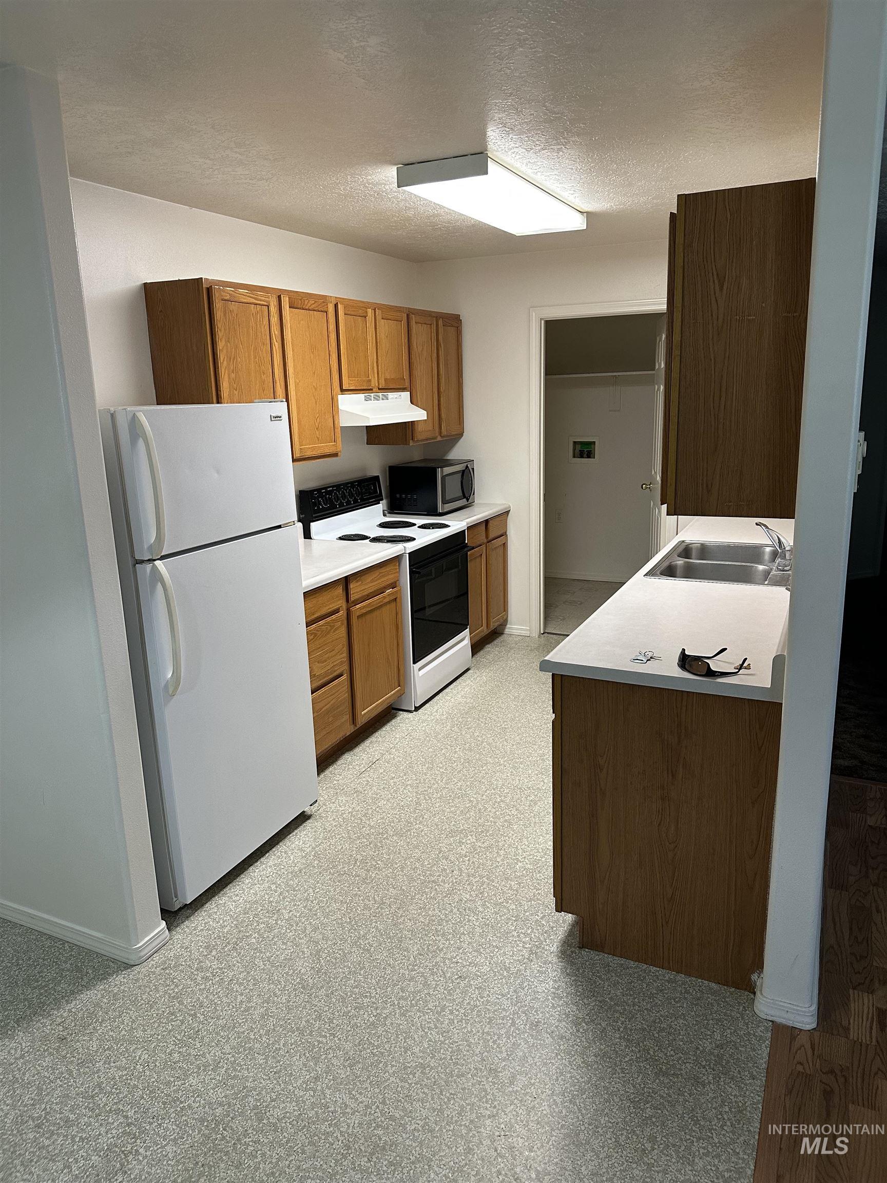 2140 Elizabeth Blvd Bldg 6, Twin Falls, Idaho 83301, 2 Bedrooms, 2 Bathrooms, Residential Income For Sale, Price $729,000,MLS 98973743