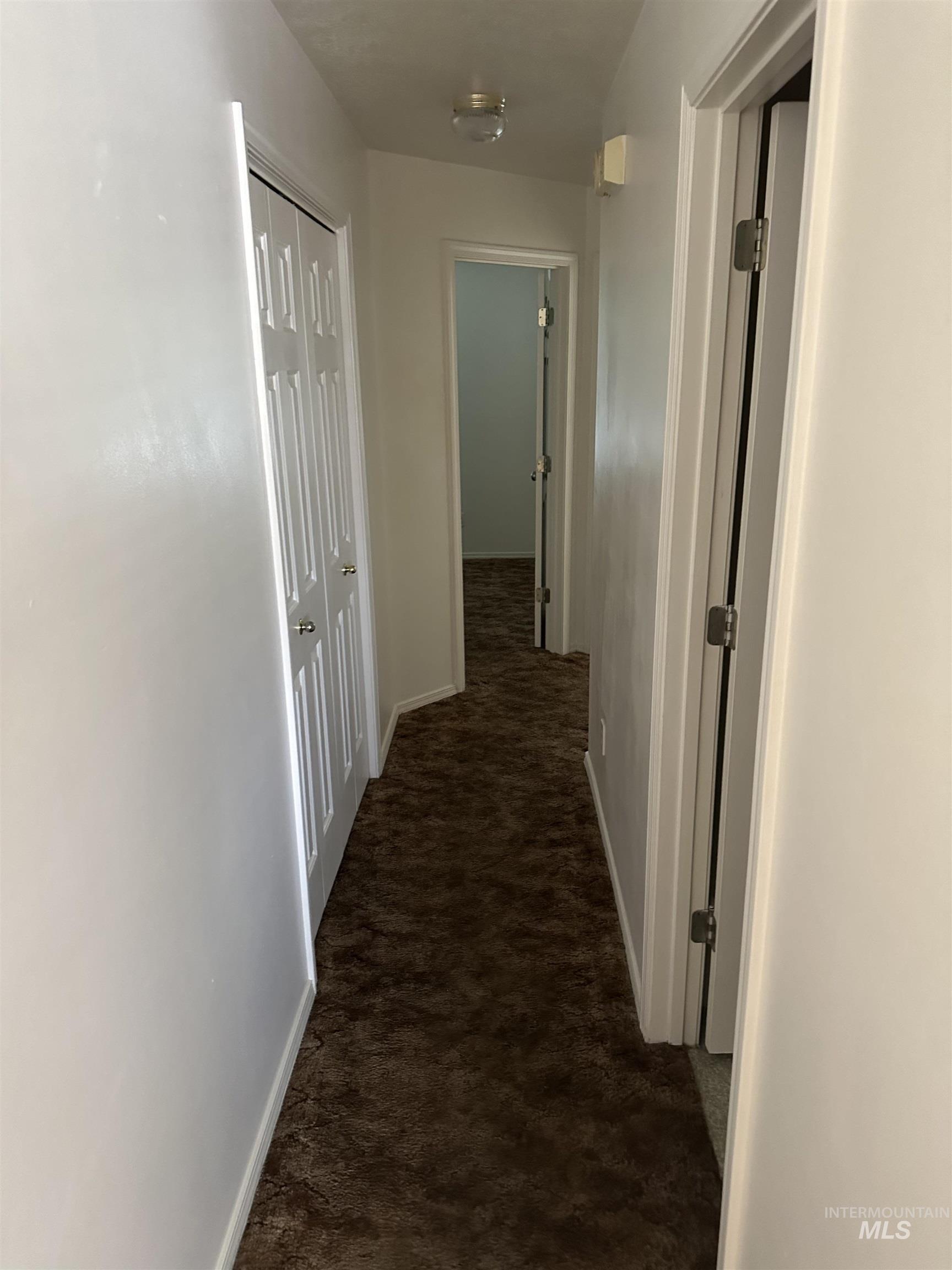 2140 Elizabeth Blvd, Twin Falls, Idaho 83301-7000, 2 Bedrooms, 2 Bathrooms, Residential Income For Sale, Price $789,000,MLS 98973743