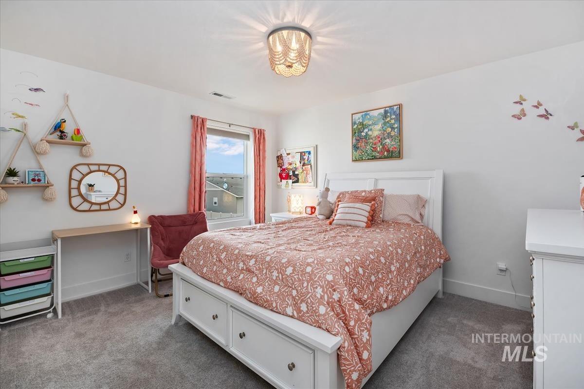 1334 N Callander Way, Star, Idaho 83669, 5 Bedrooms, 3 Bathrooms, Residential For Sale, Price $699,999,MLS 98973745