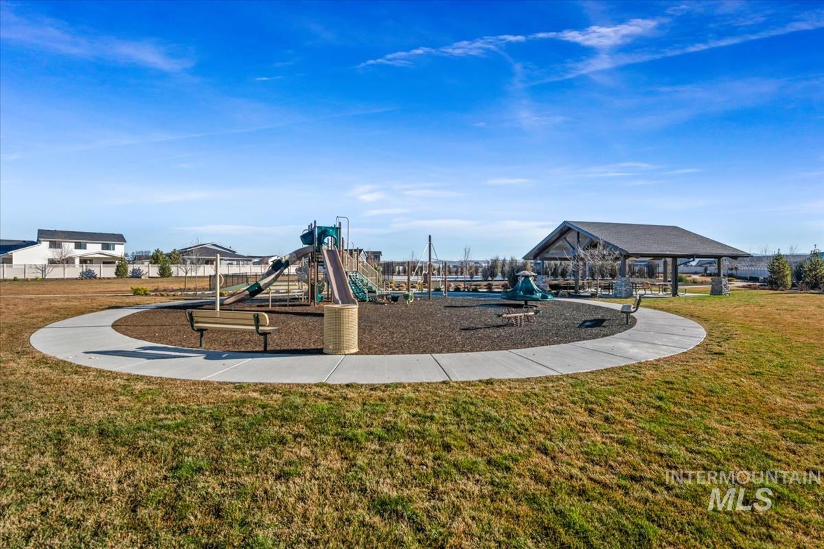 1334 N Callander Way, Star, Idaho 83669, 5 Bedrooms, 3 Bathrooms, Residential For Sale, Price $699,999,MLS 98973745