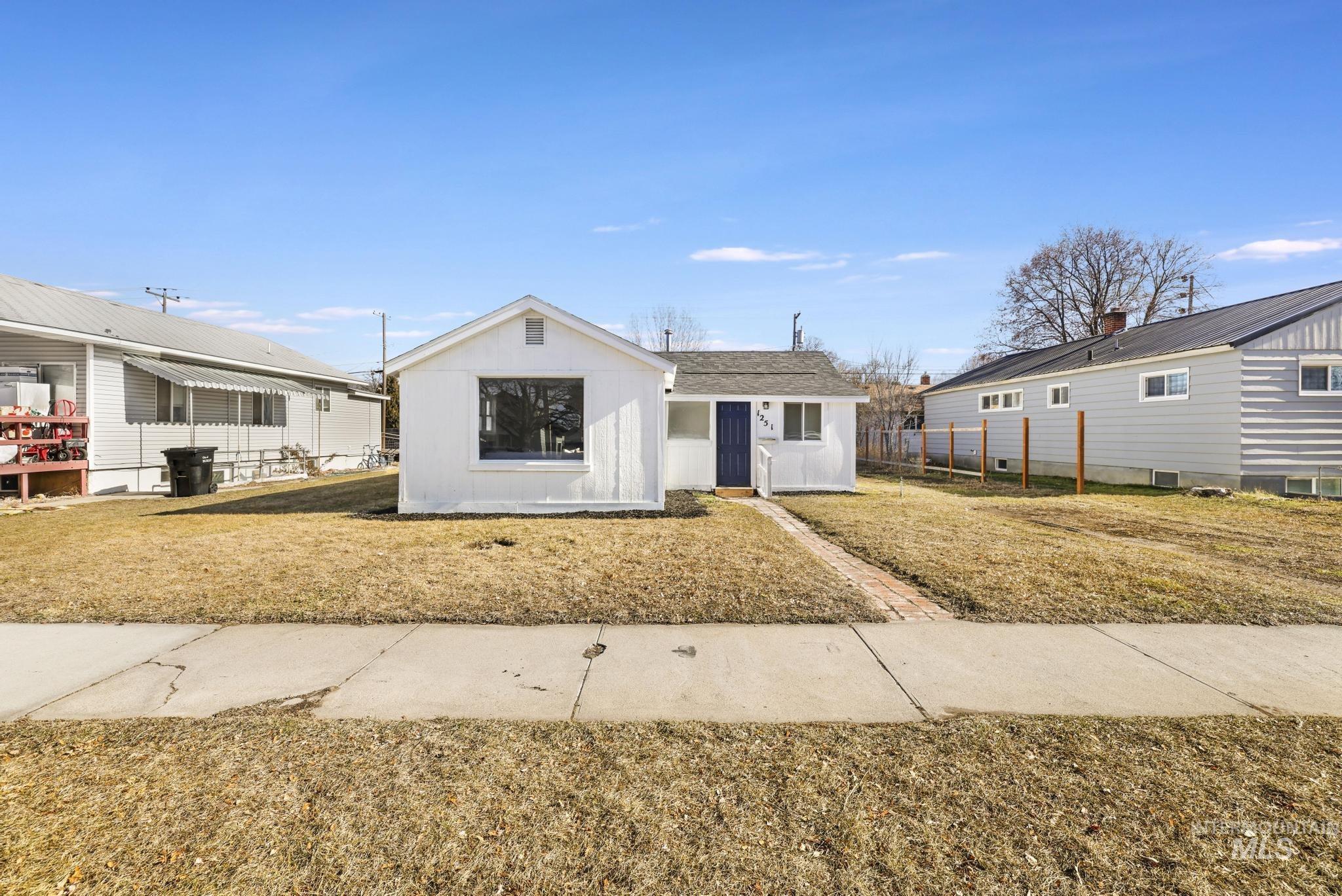 1251 Almo Ave, Burley, Idaho 83318, 1 Bedroom, 1 Bathroom, Residential For Sale, Price $199,000,MLS 98973746