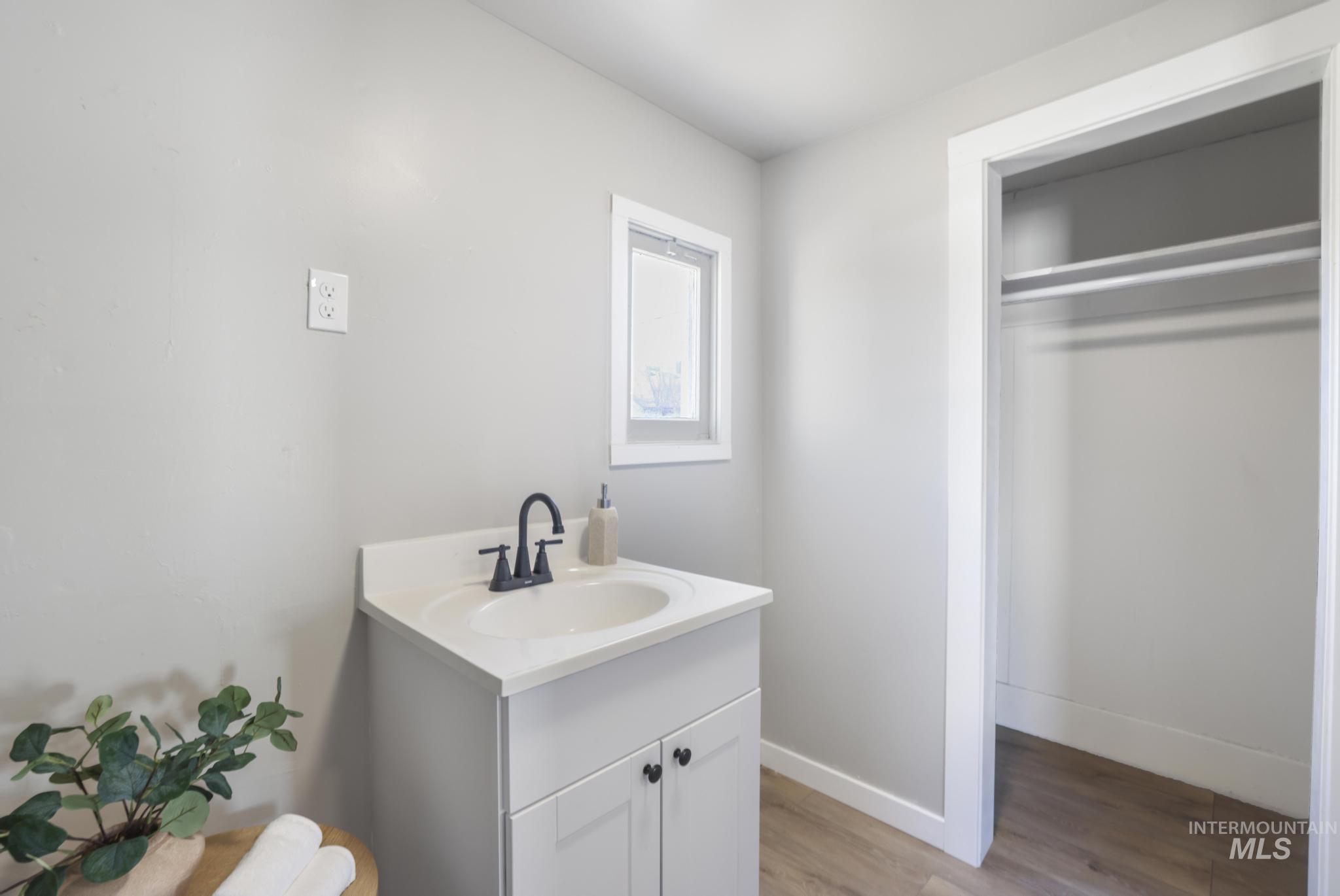 1251 Almo Ave, Burley, Idaho 83318, 1 Bedroom, 1 Bathroom, Residential For Sale, Price $199,000,MLS 98973746